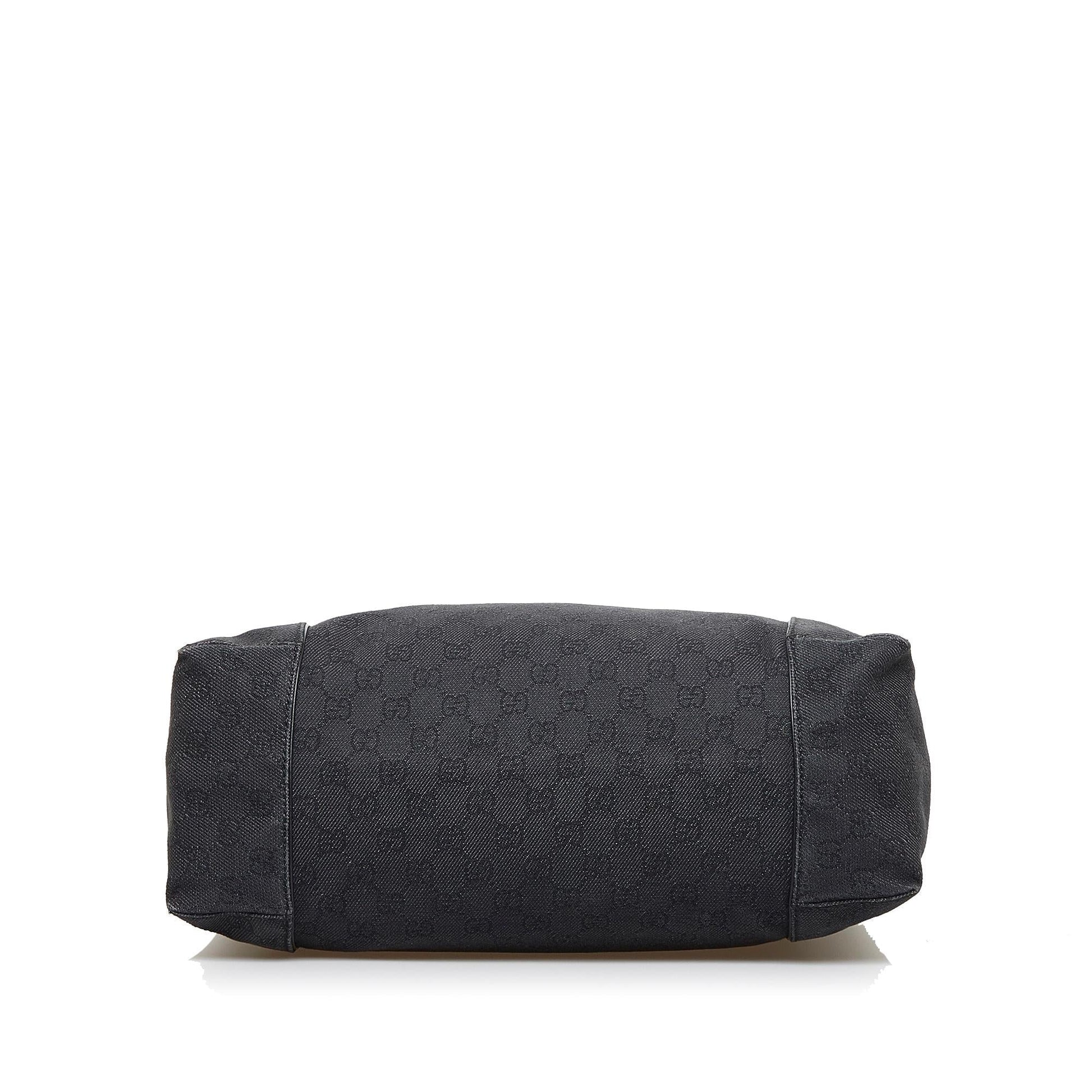 Gucci GG Canvas Shoulder Bag (SHG-fi1l57)