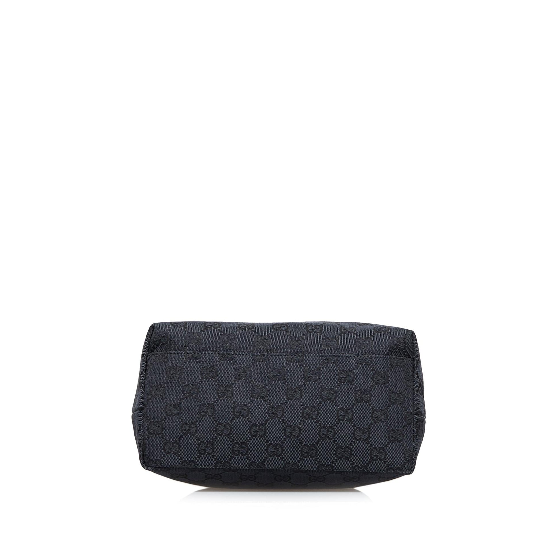 Gucci GG Canvas Shoulder Bag (SHG-DkqJHu)