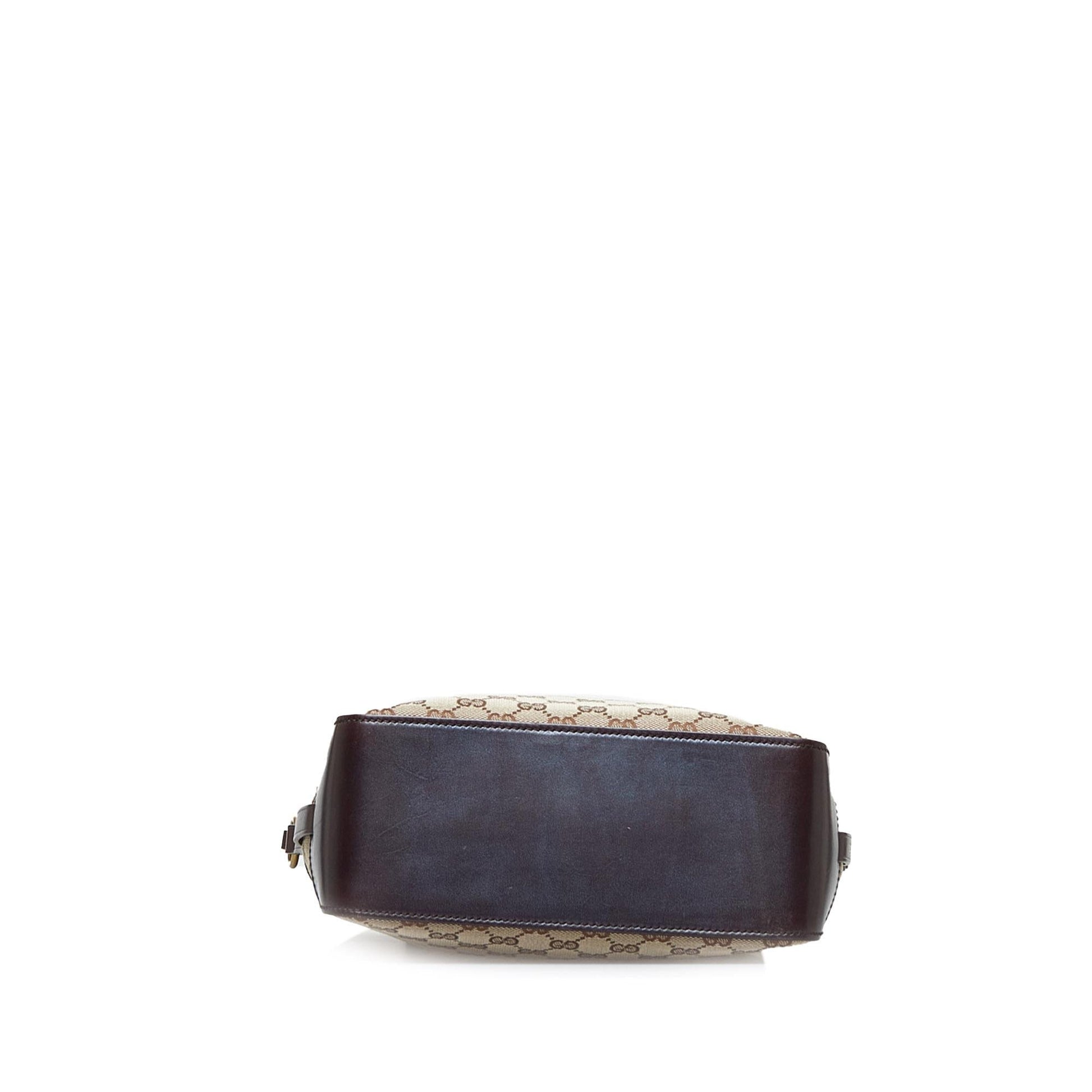 Gucci GG Canvas Shoulder Bag (SHG-ydQHii)