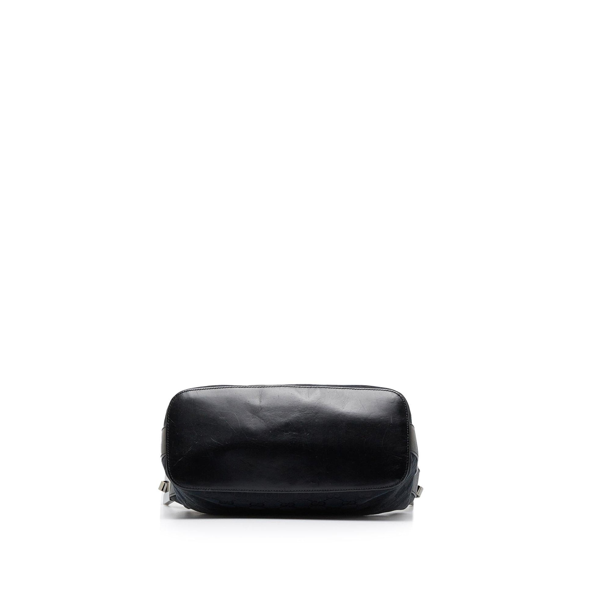 Gucci GG Canvas Shoulder Bag (SHG-)