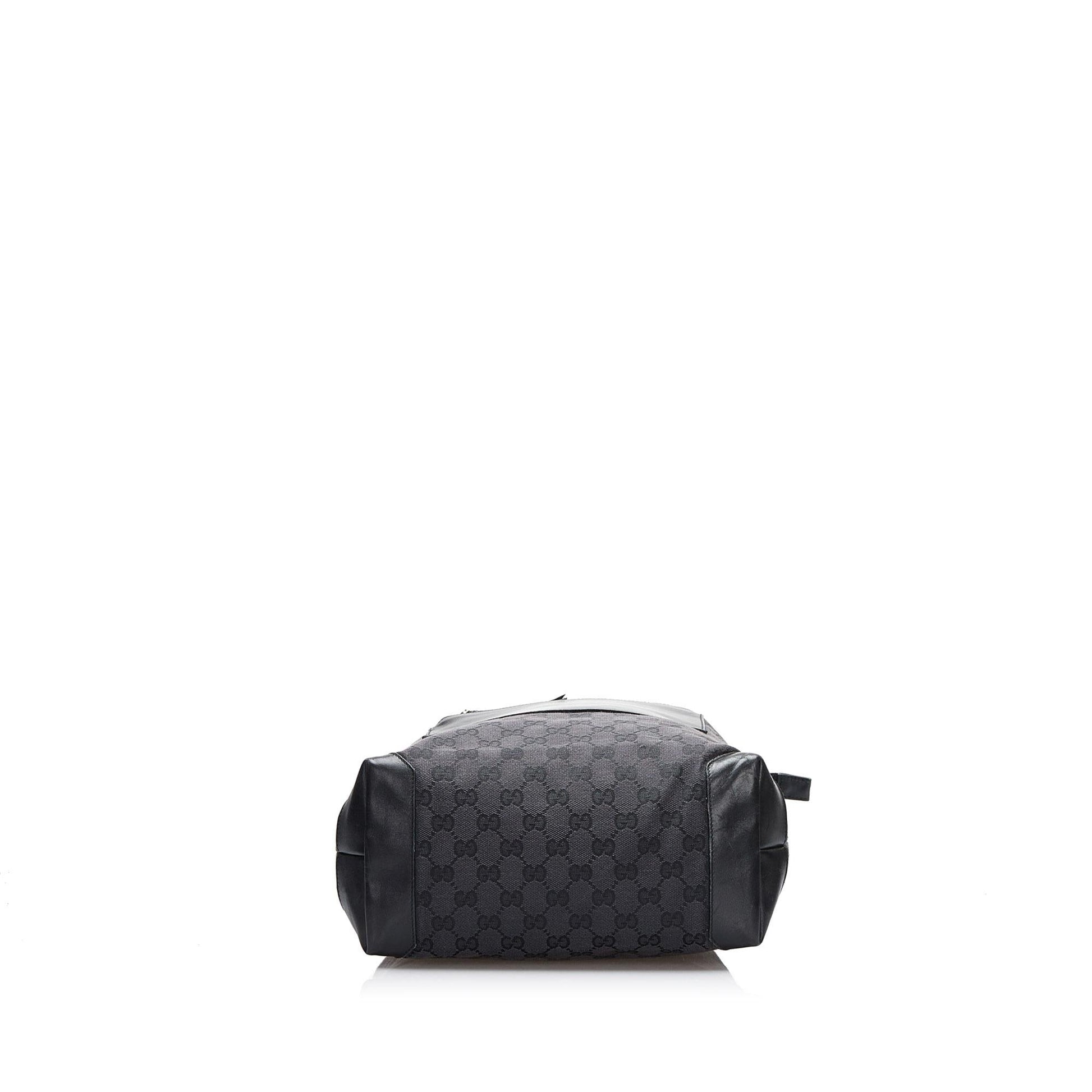 Gucci GG Canvas Tote (SHG-AtlGKp)