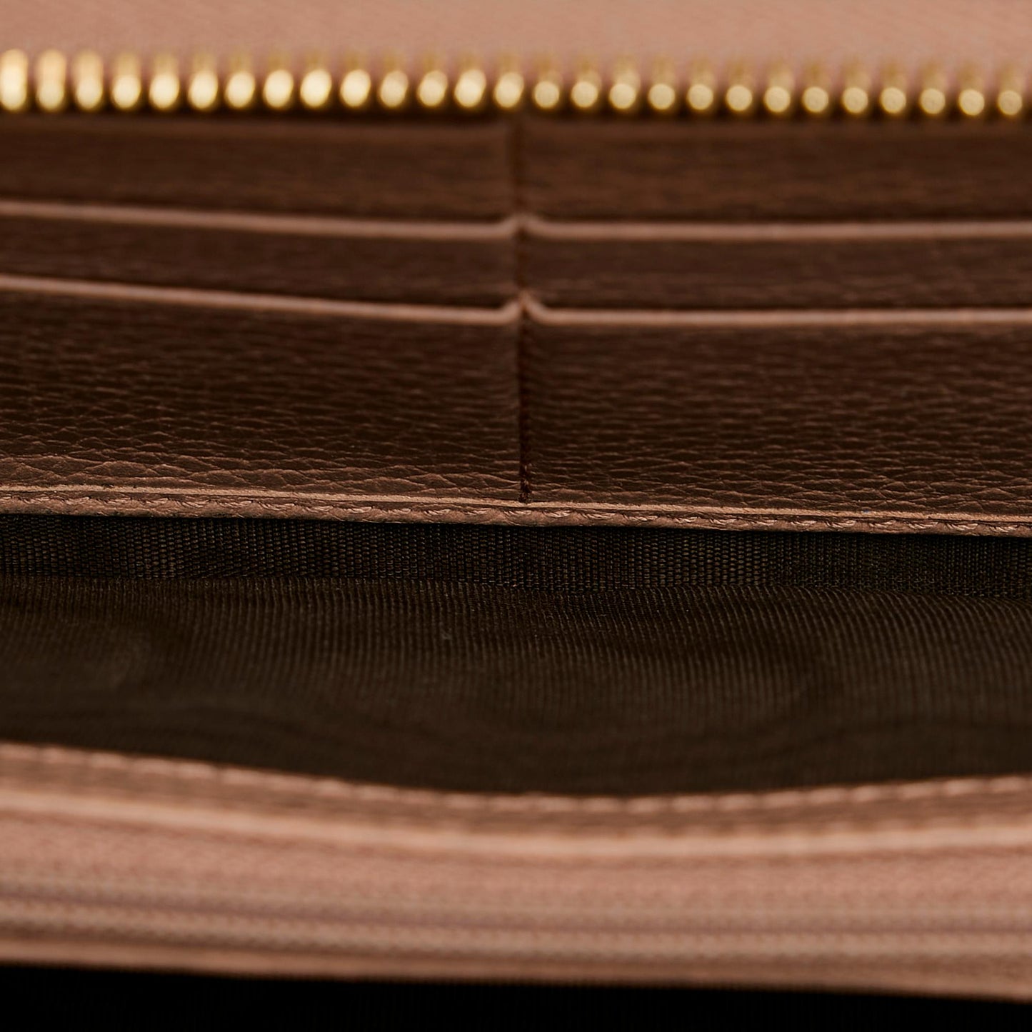 Gucci GG Marmont Leather Wallet (SHG-29633)