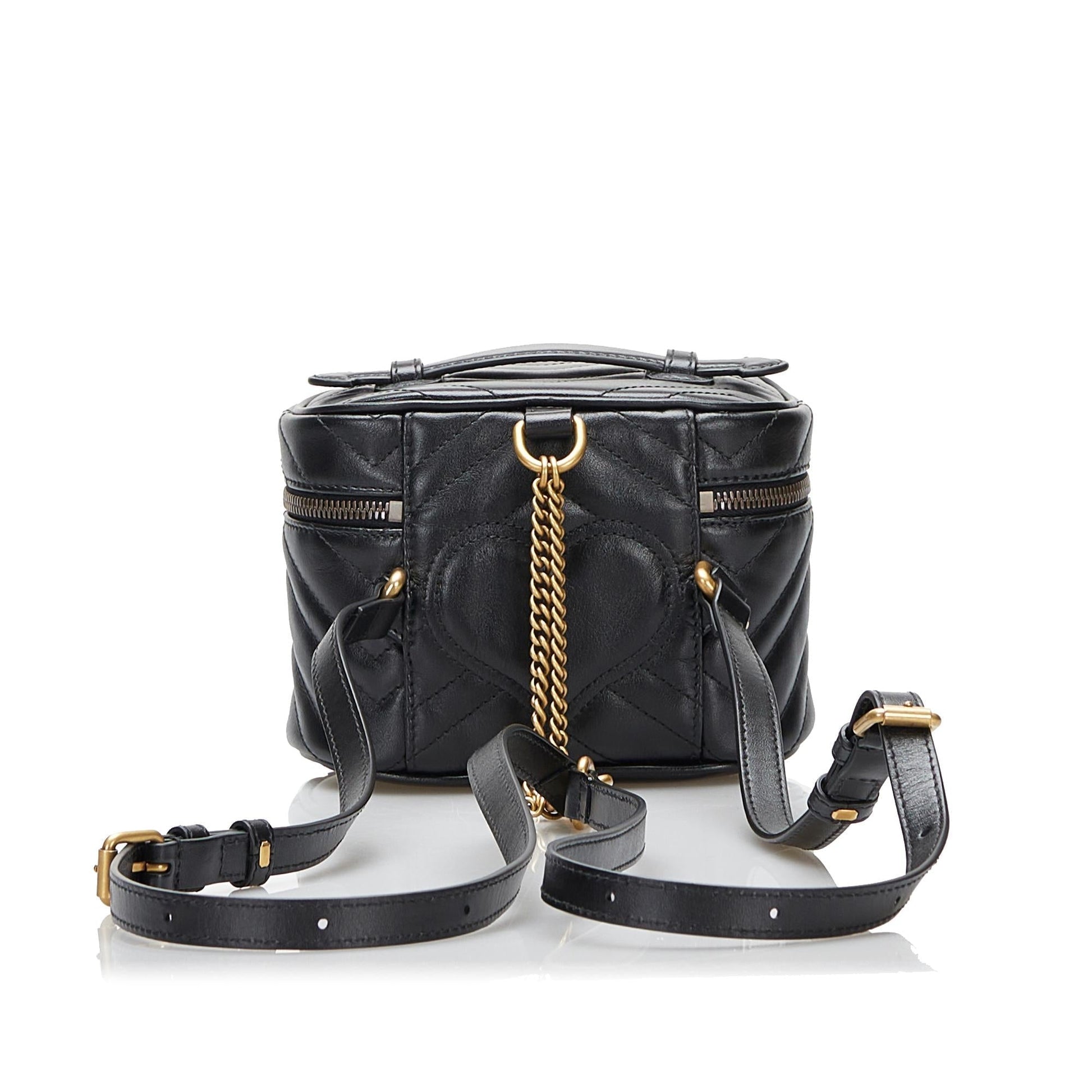 Gucci GG Marmont Round Backpack (SHG-EZMQ5g)