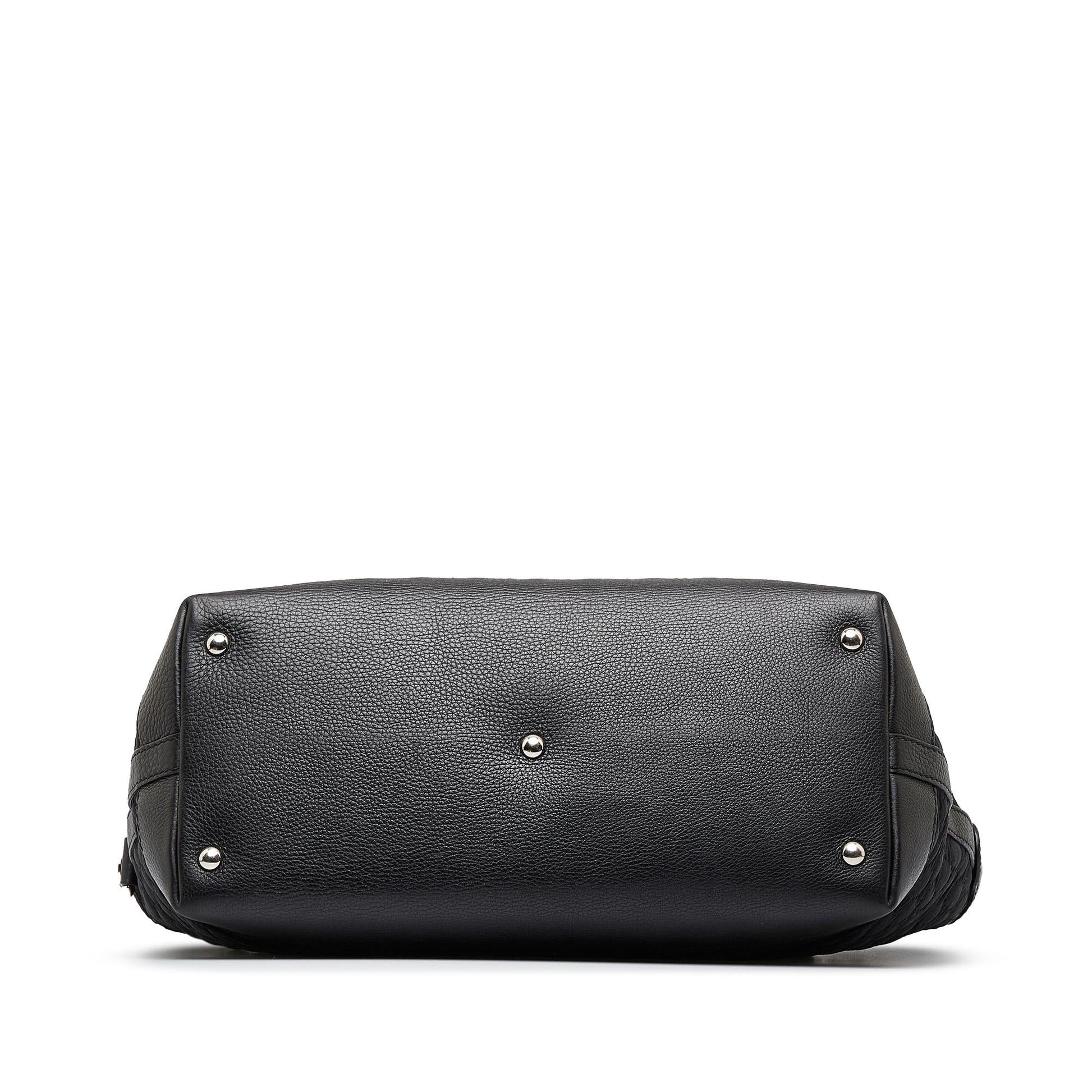 Gucci GG Neoprene Tote (SHG-FjjgTj)