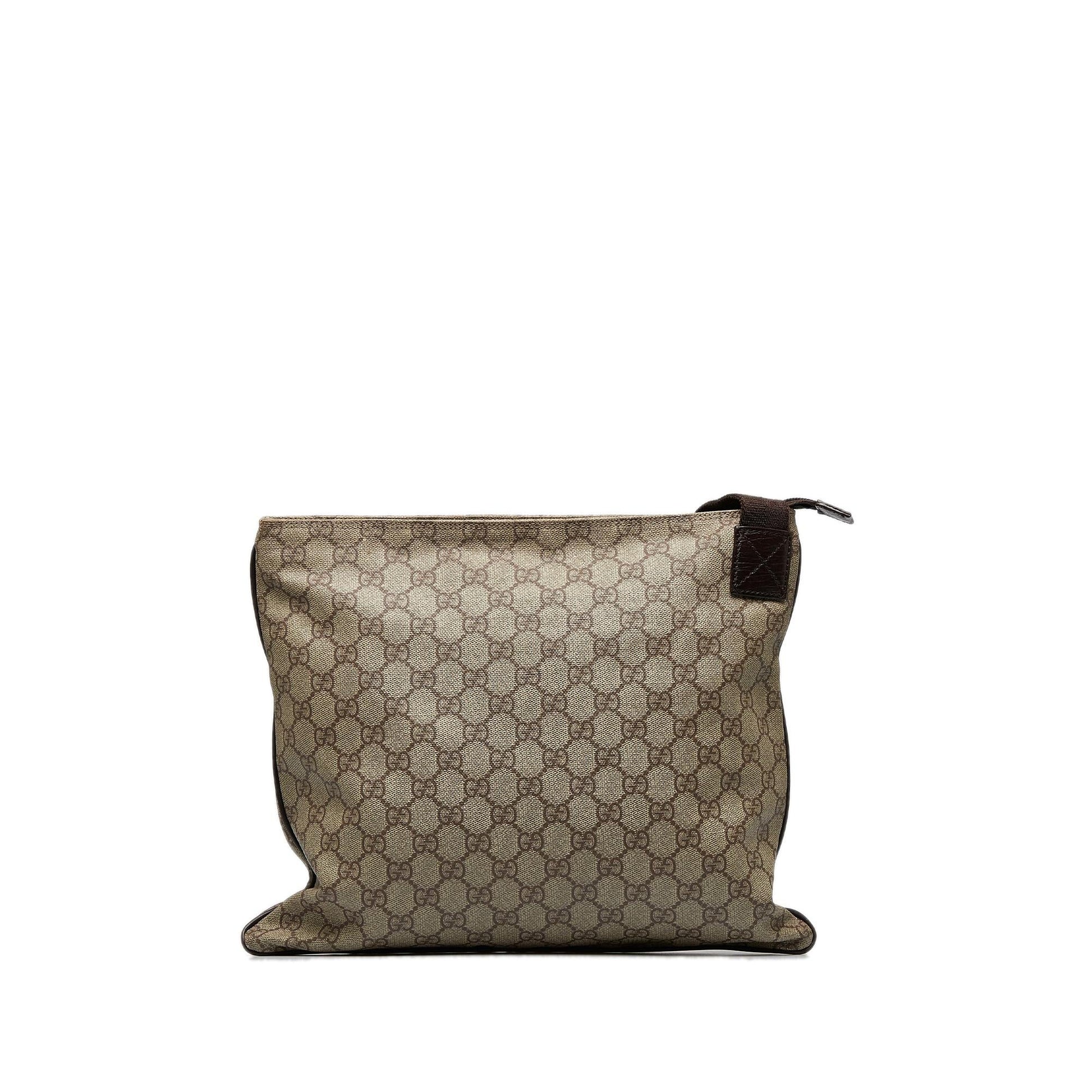 Gucci GG Supreme Crossbody Bag (SHG-VM8RkV)