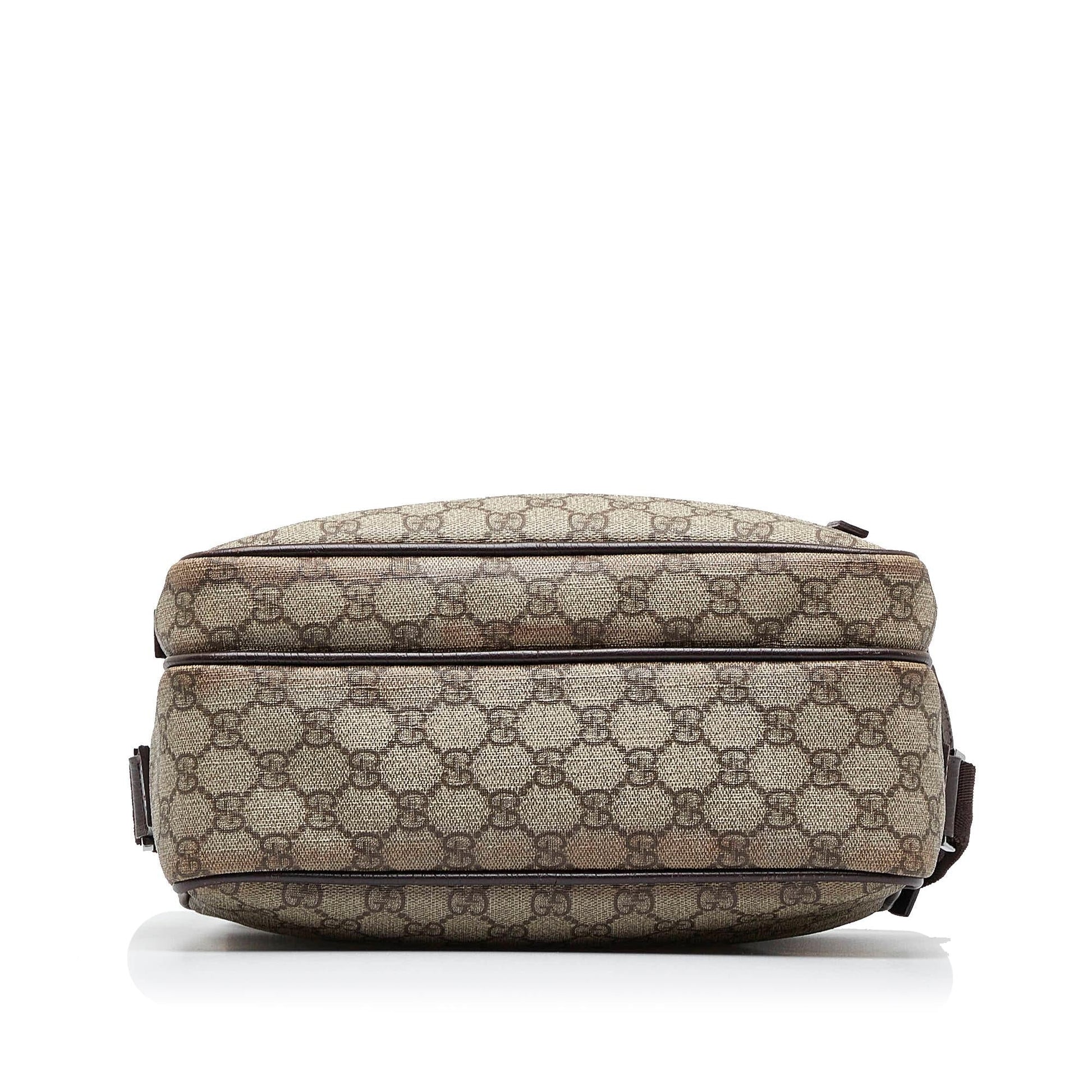 Gucci GG Supreme Crossbody Bag (SHG-c3Wr8A)