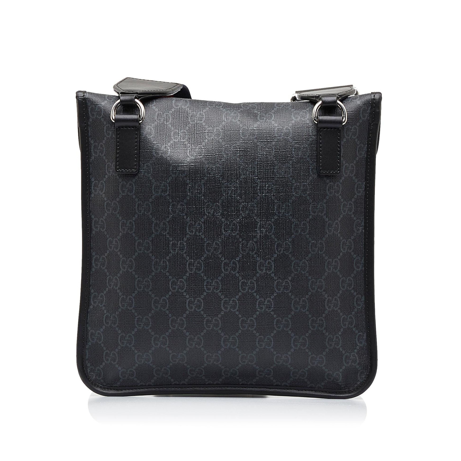 Gucci GG Supreme Envelope Web Crossbody Bag (SHG-)