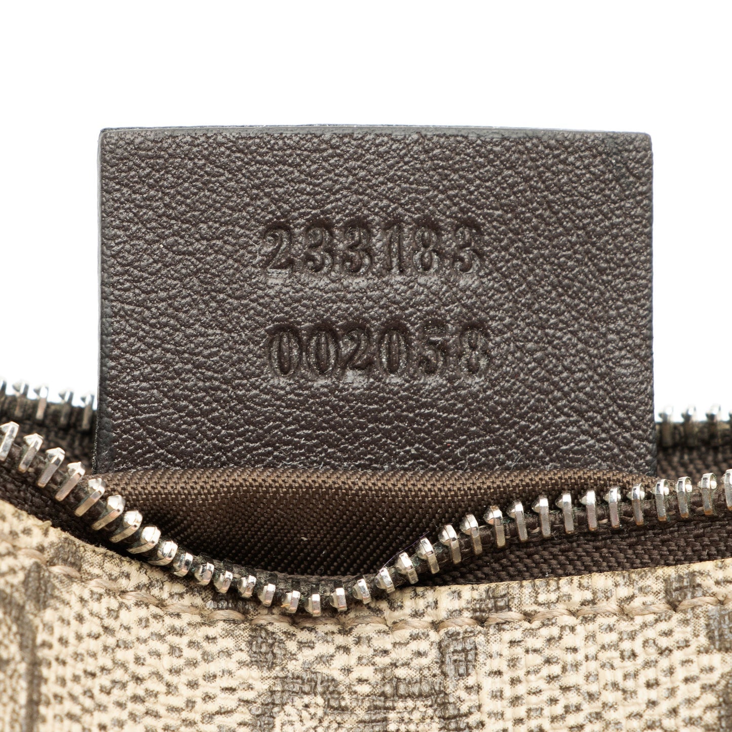 Gucci GG Supreme Key Pouch (SHF-BrByDR)