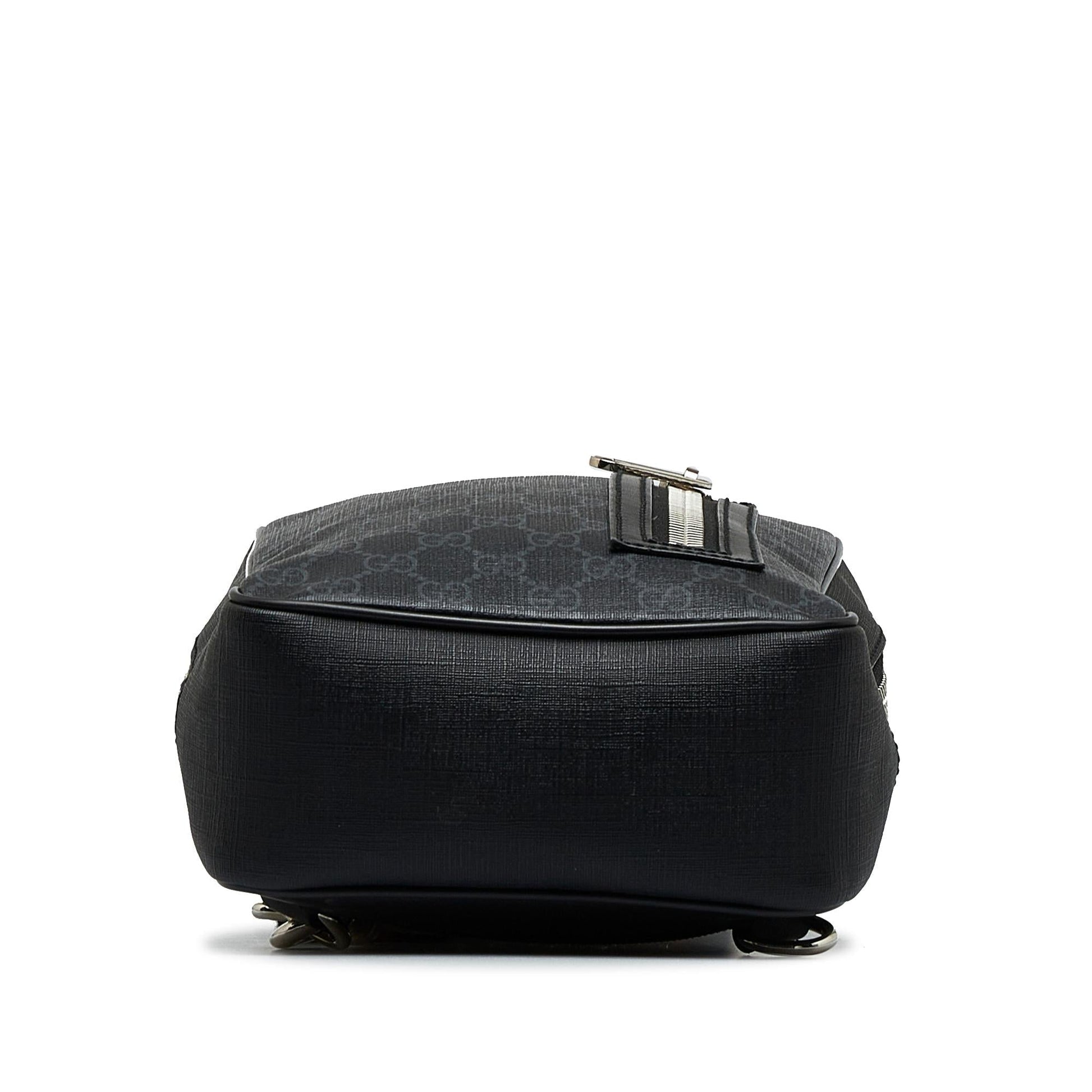 Gucci GG Supreme Soft Zip Web Sling Bag (SHG-cIWp0C)