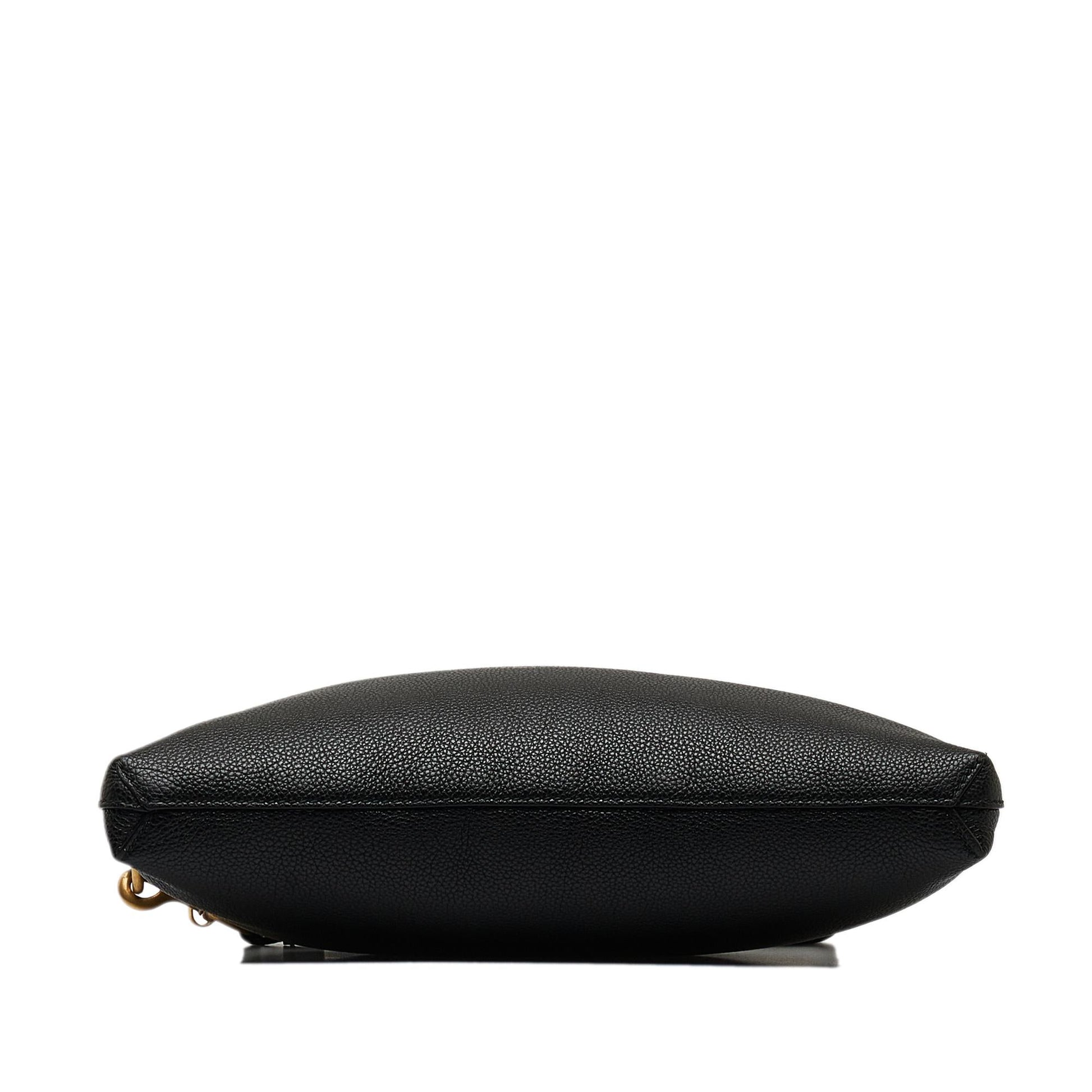 Gucci Logo Leather Clutch Bag (SHG-Gyg3CU)