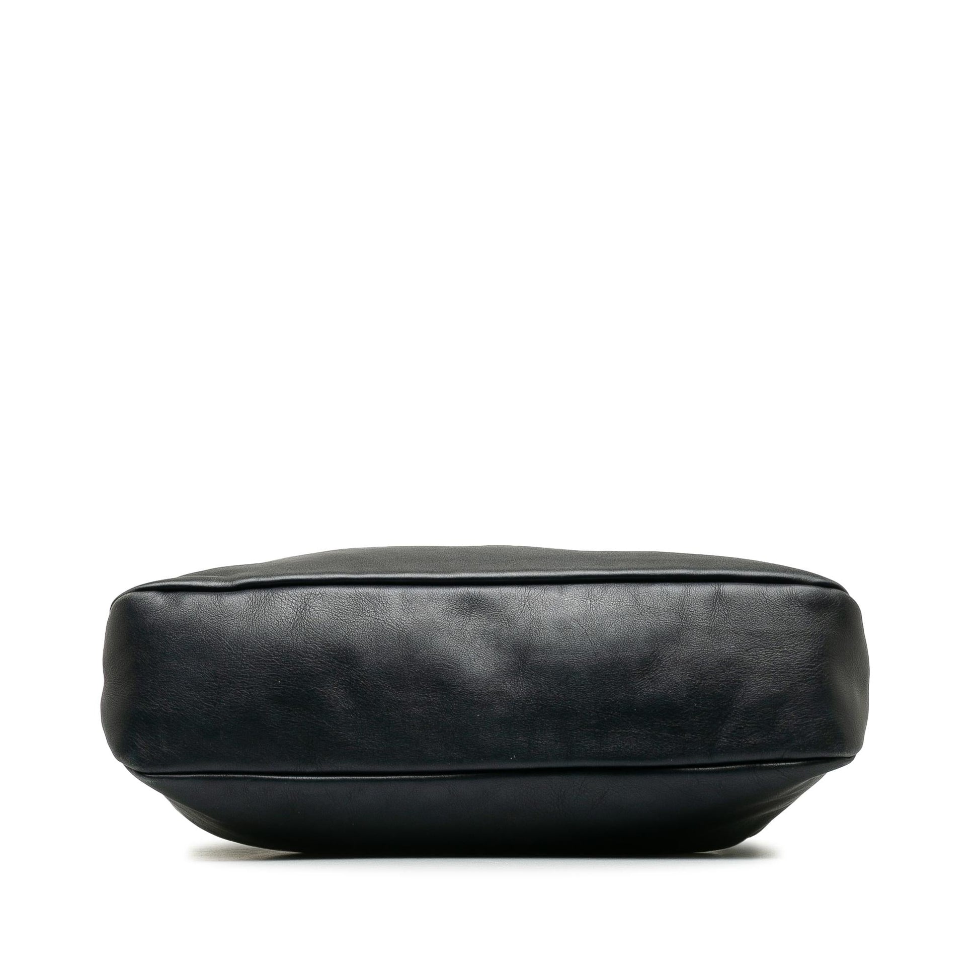 Gucci Leather Horsebit Hobo (SHG-g2QHkt)