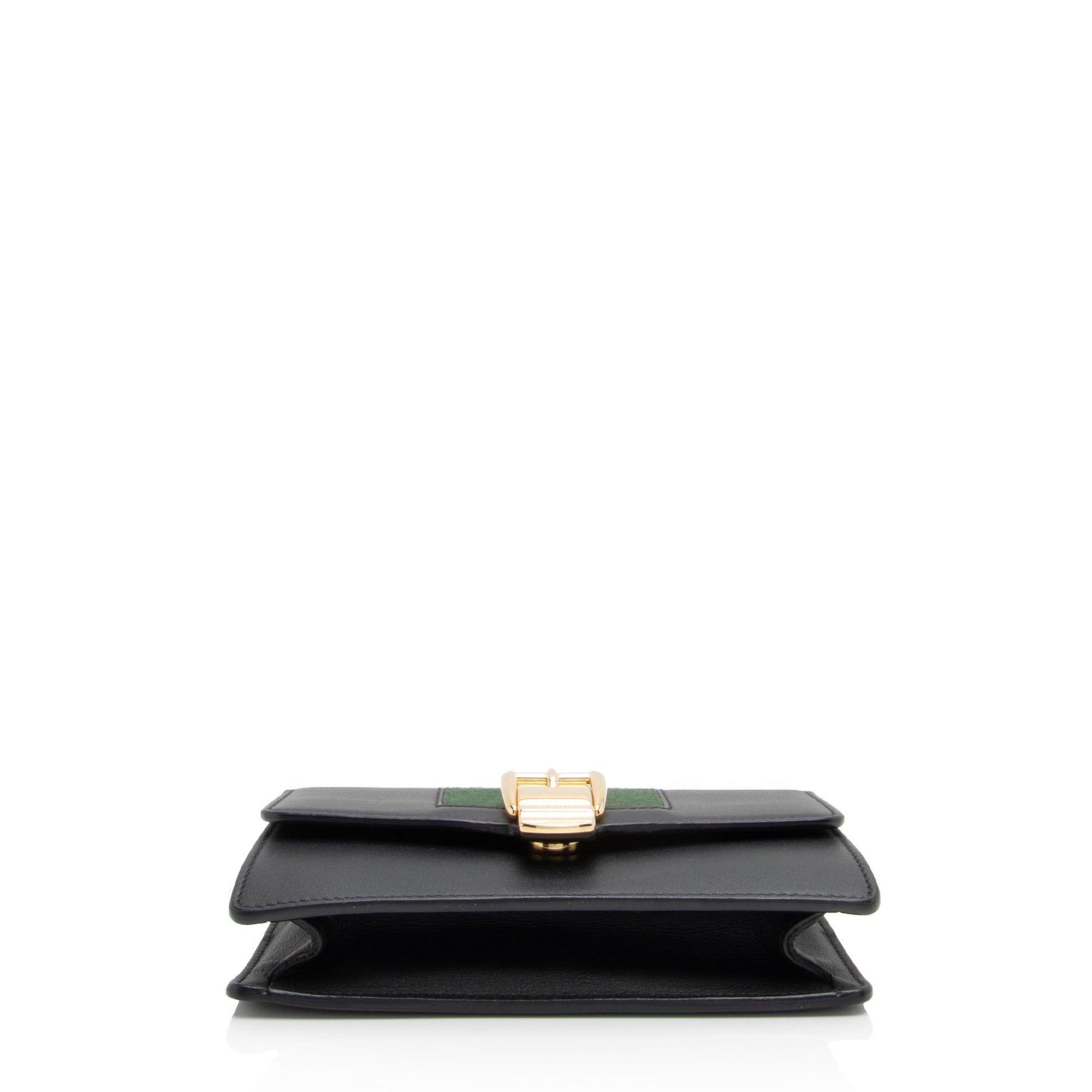 Gucci Leather Sylvie Super Mini Bag (SHF-pKo8lR)