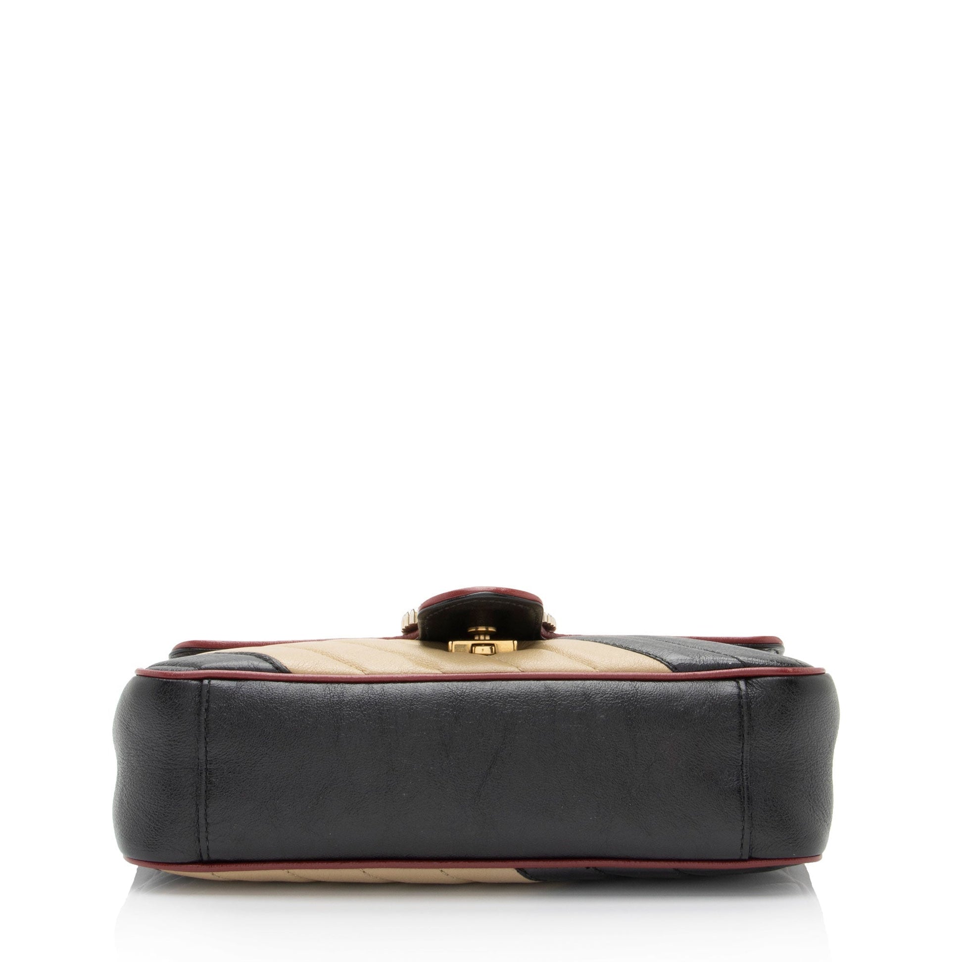 Gucci Matelasse Leather Torchon GG Marmont Small Flap Bag (SHF-fNtxDP)