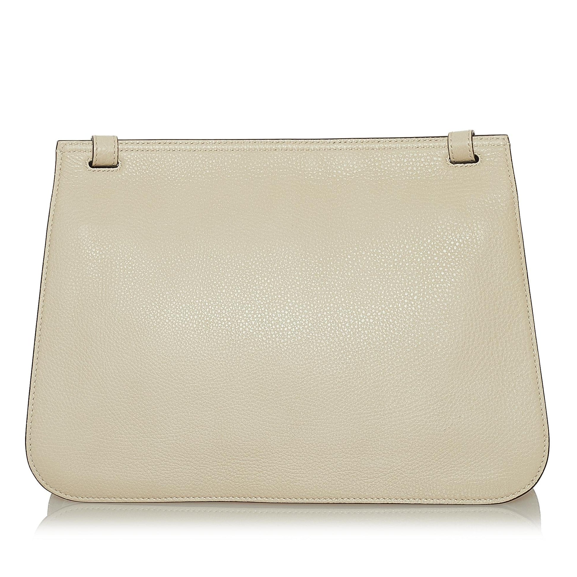 Gucci Medium Bamboo Daily Flap Leather Crossbody Bag (SHG-34409)