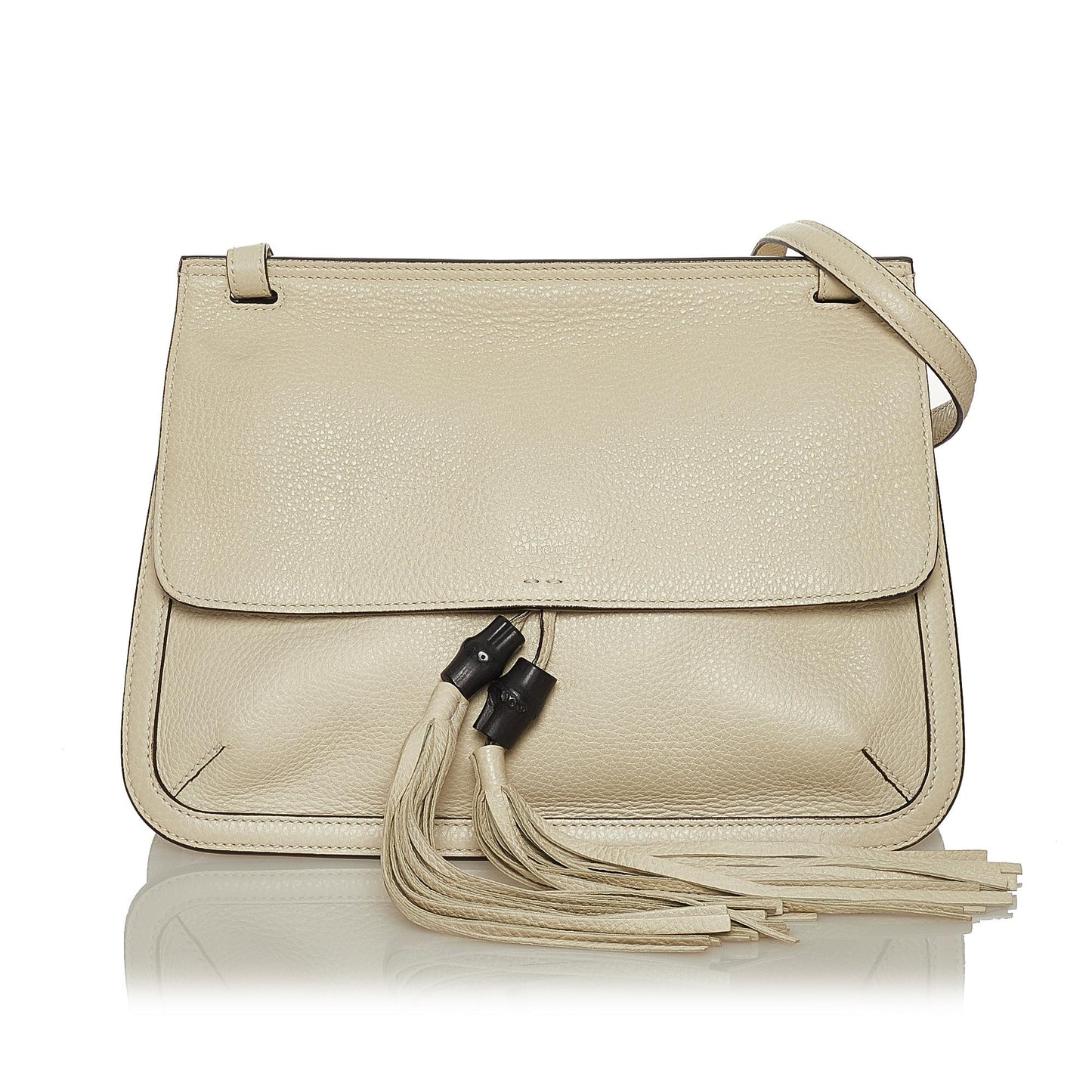 Gucci Medium Bamboo Daily Flap Leather Crossbody Bag (SHG-34409)