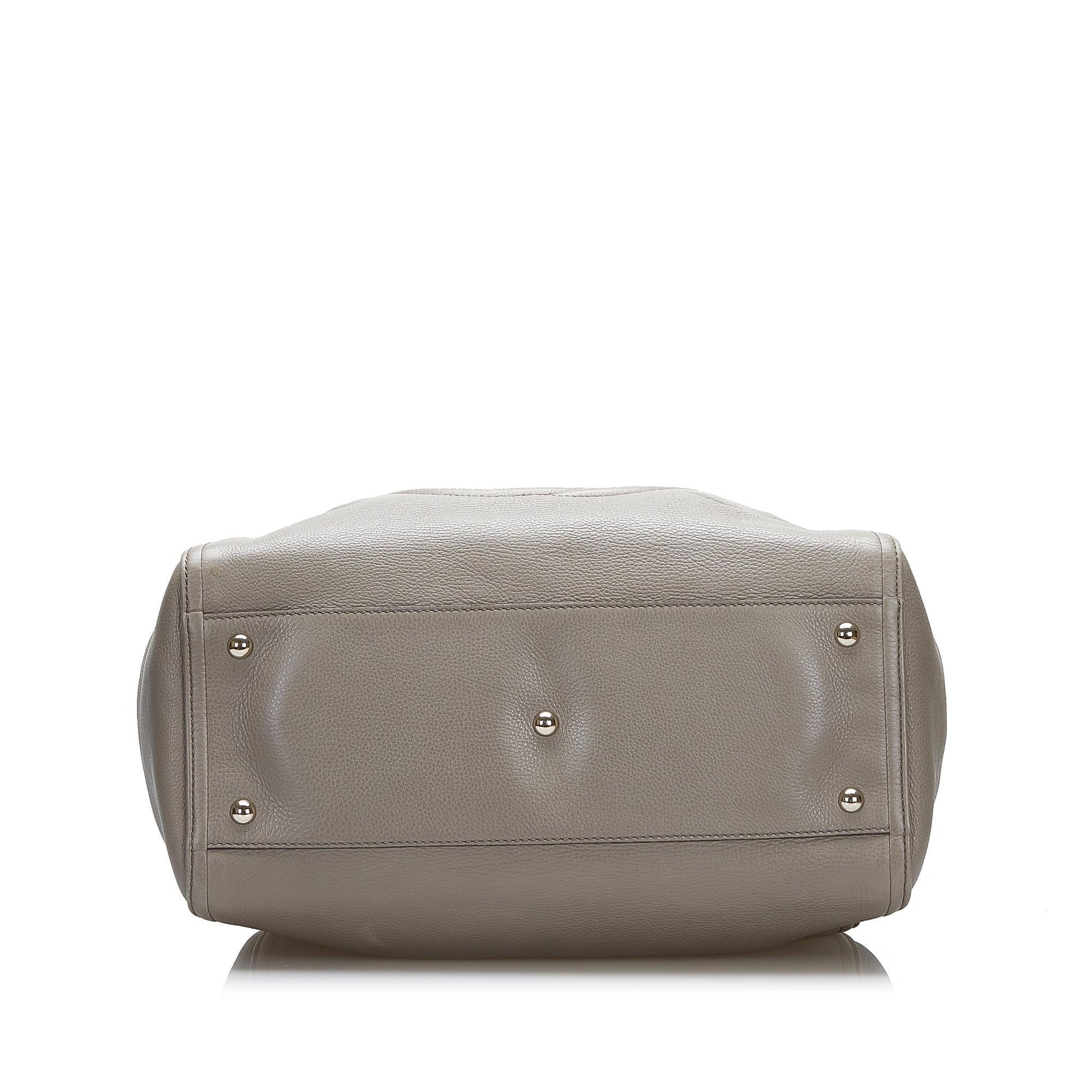 Gucci Medium Soho Cellarius Tote (SHG-Id0Ys1)