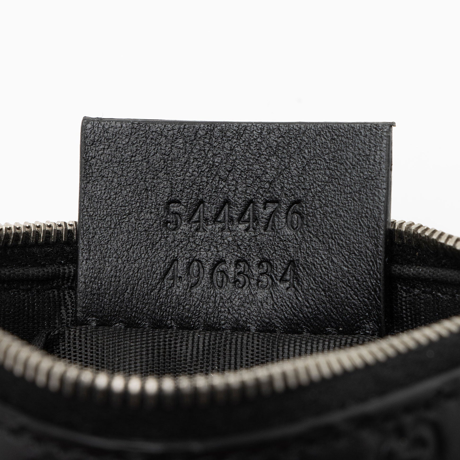 Gucci Microguccissima Leather Key Pouch (SHF-Mp39wT)