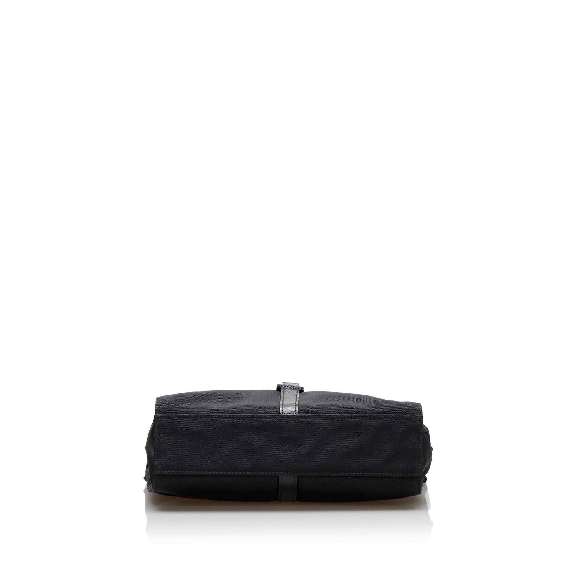 Gucci Nylon Jackie Shoulder Bag (SHG-c1Jvvt)