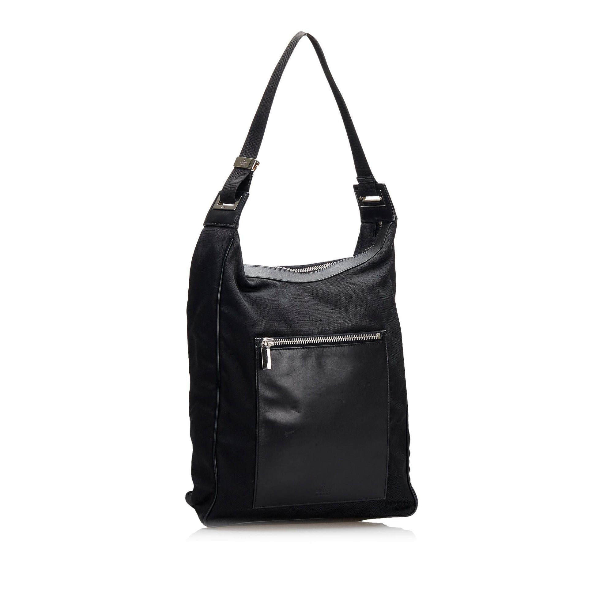 Gucci Nylon Shoulder Bag (SHG-MIDW4x)