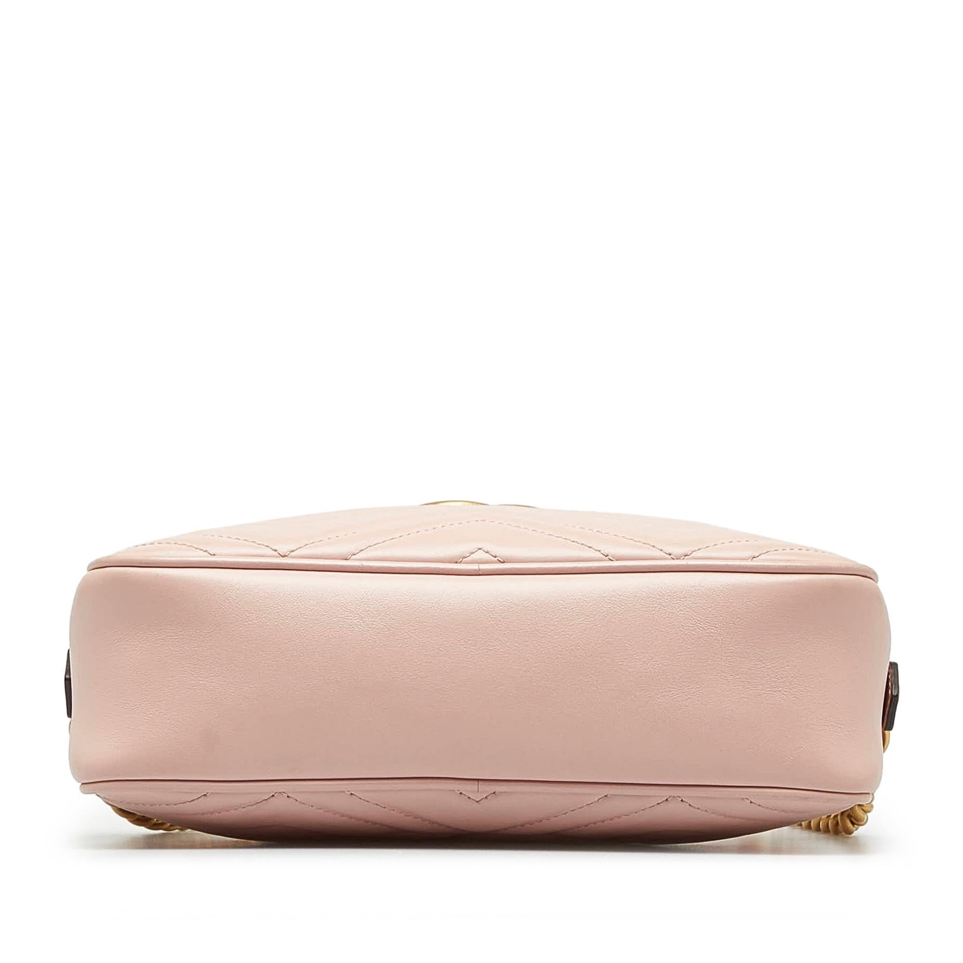 Gucci Small GG Marmont Matelasse Crossbody (SHG-FhRX5G)