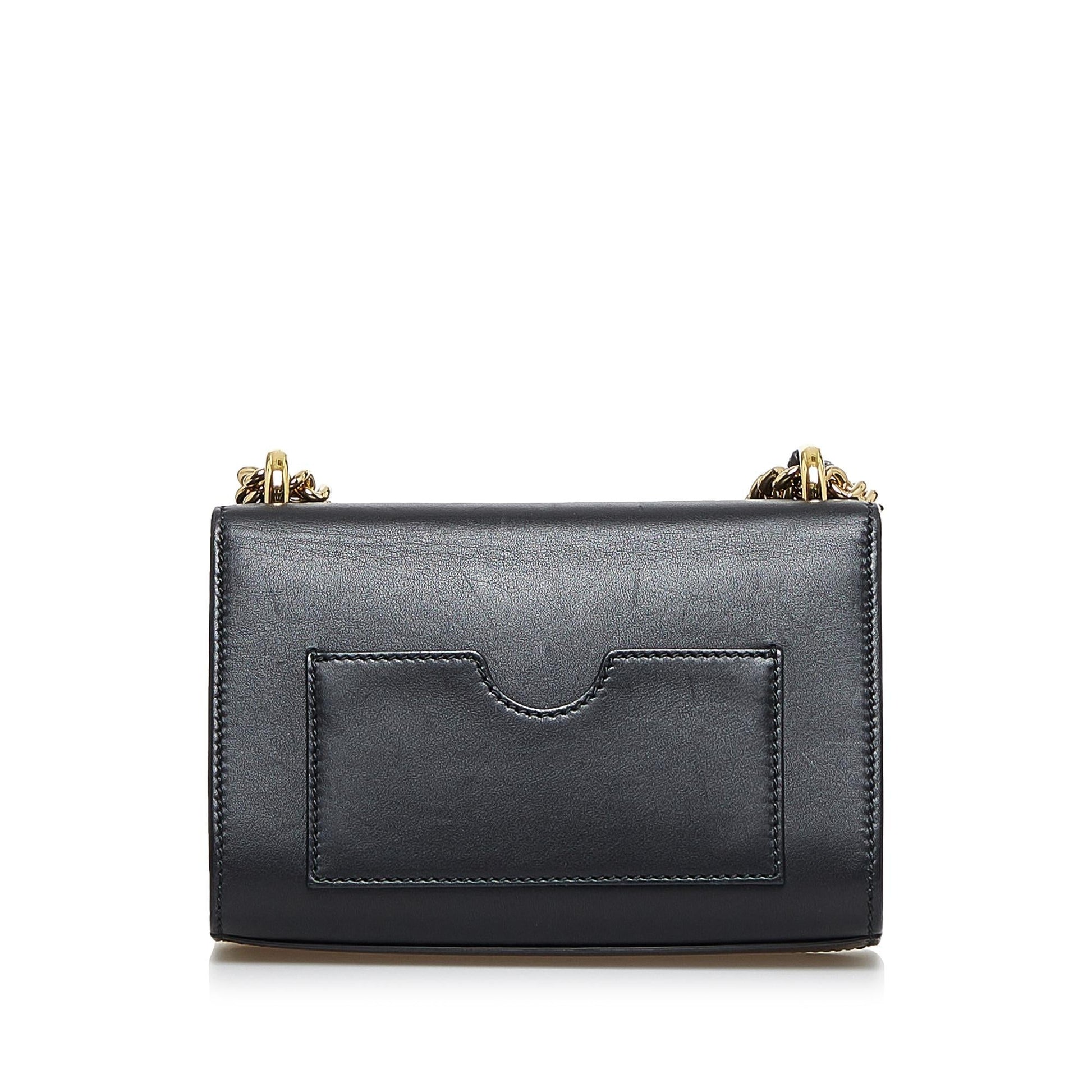 Gucci Small Padlock Shoulder Bag (SHG-zPr367)