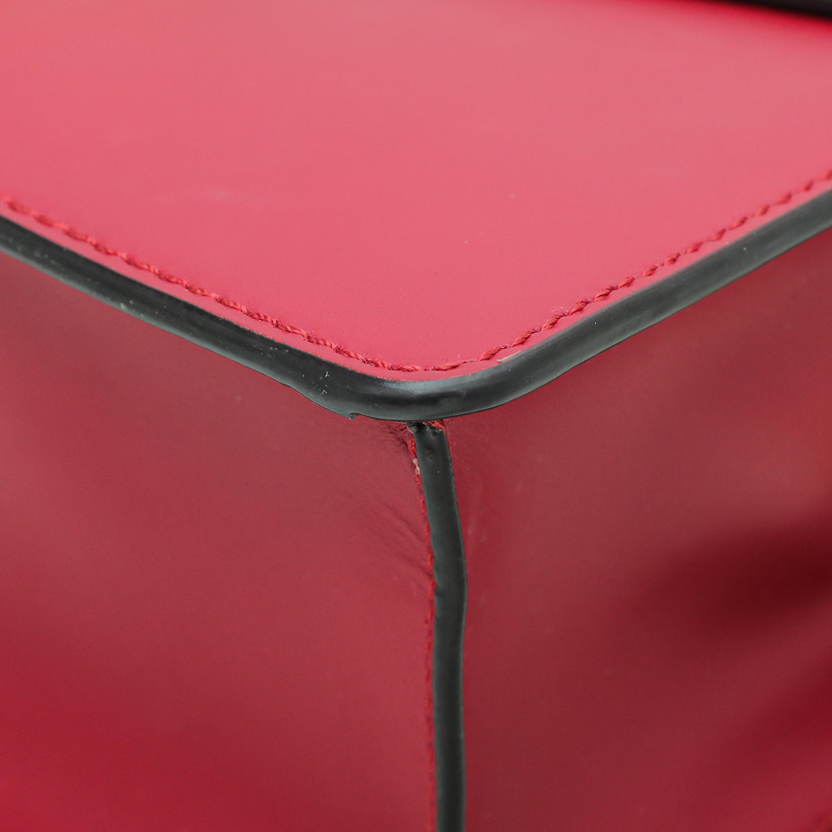 Gucci Leather Shoulder Bag