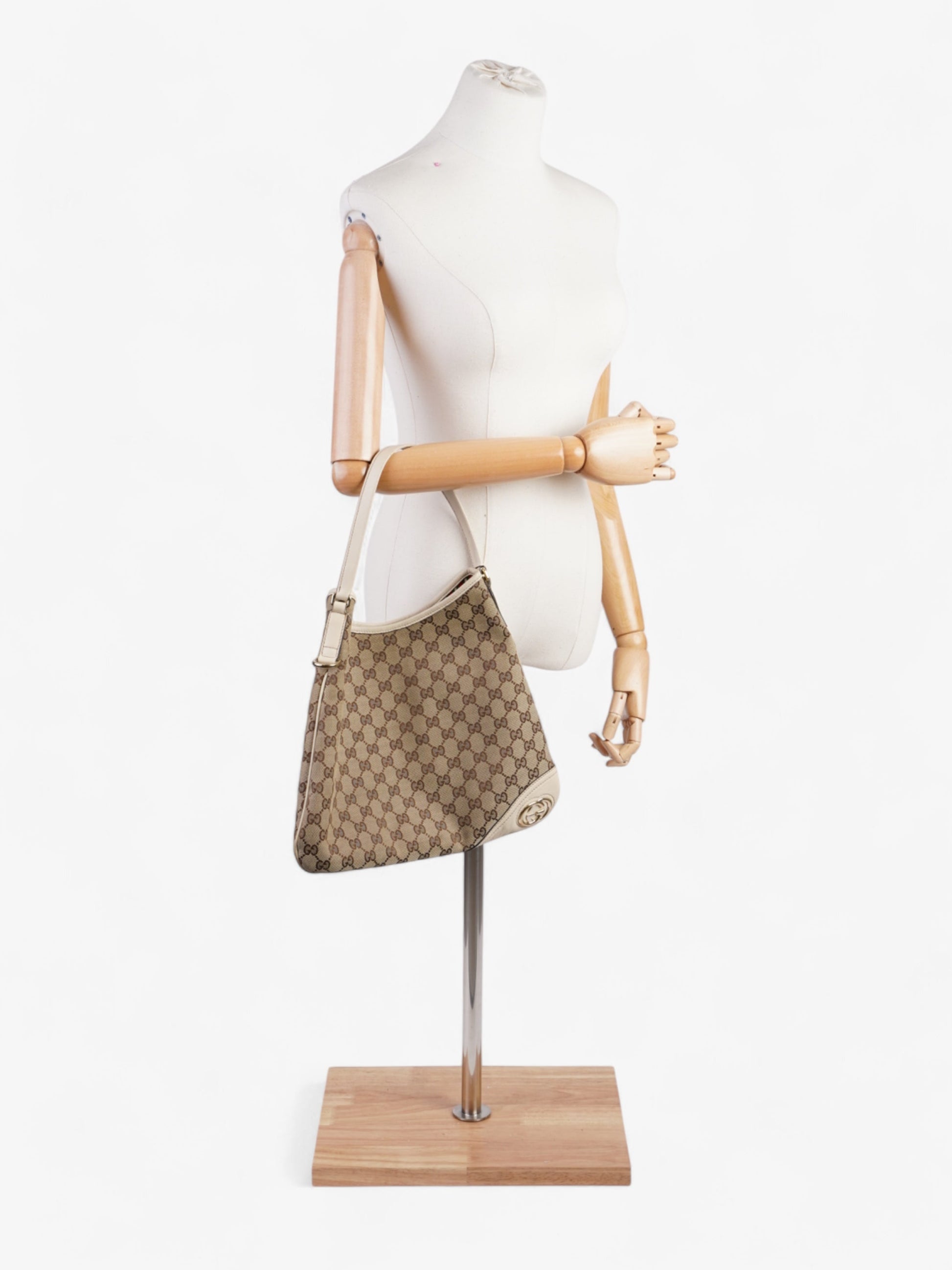 Gucci Shoulder Bag GG Supreme / Beige Canvas