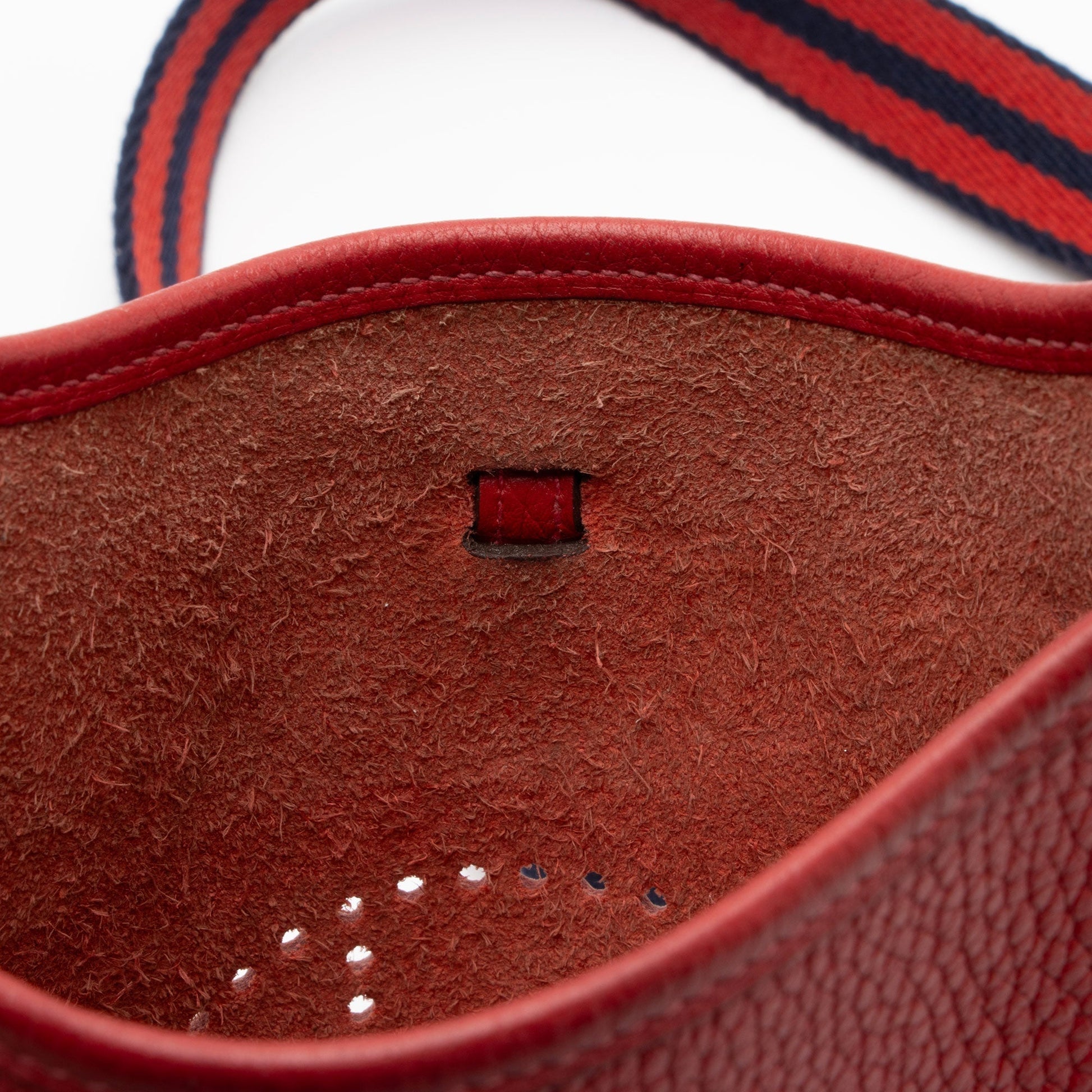 Luxury Hermes Taurillon Clemence Evelyne TPM Shoulder Bag (SHF-UsNDGA)