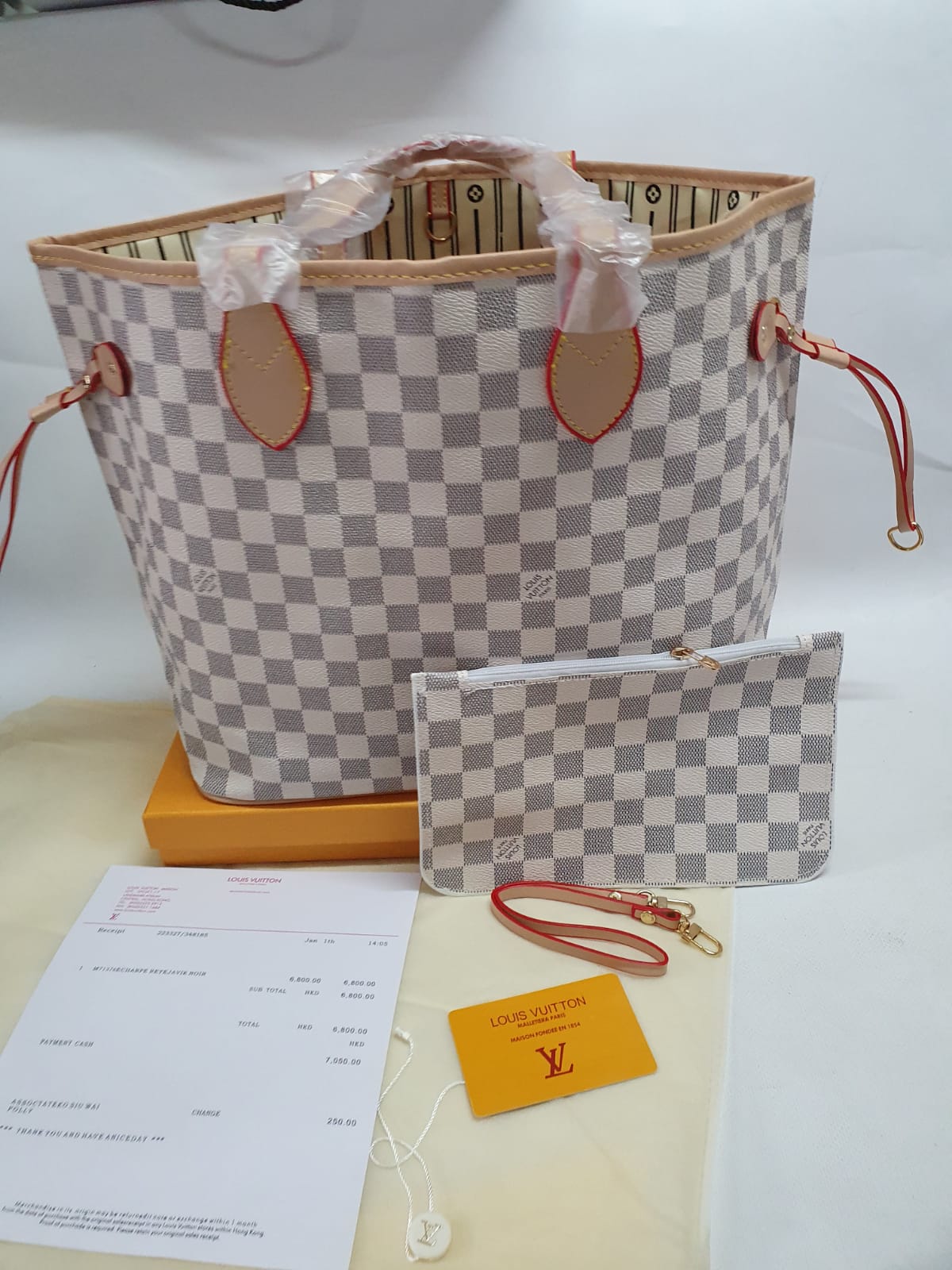 Louis Vuitton Neverfull bag