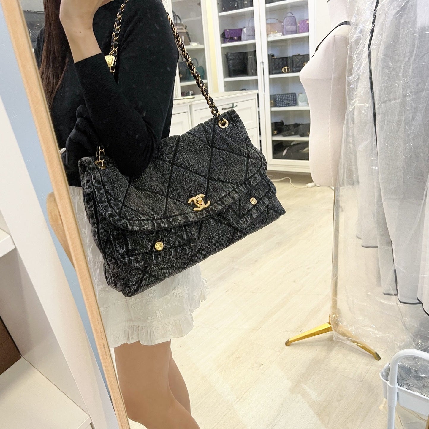 Chanel Maxi Flapbag in Black Washed and AGHW (Model: AS5727)