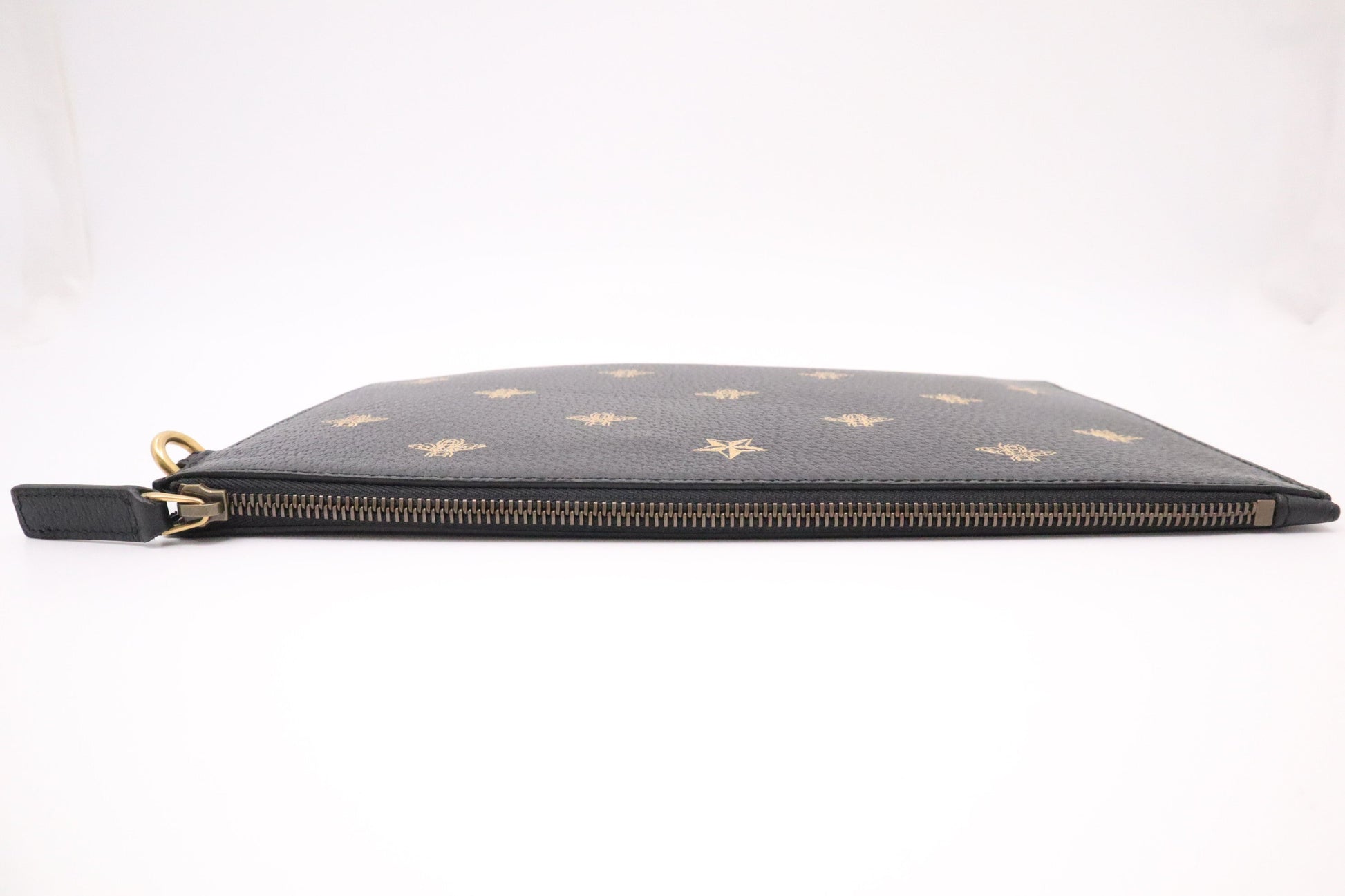 Gucci Bee Clutch in Black Leather
