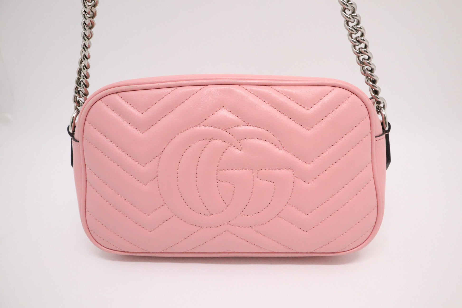 Gucci Marmont Shoulder Bag in Pink Leather