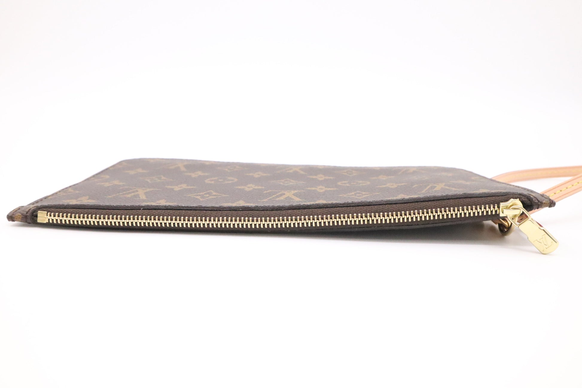 Louis Vuitton Neverfull Pouch in Monogram Canvas