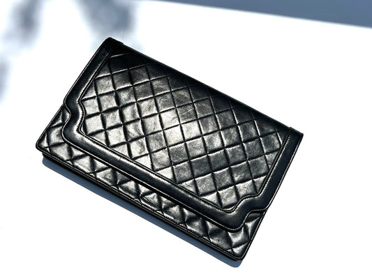 CHANEL Black Leather Quilted Flap Bag Clutch
