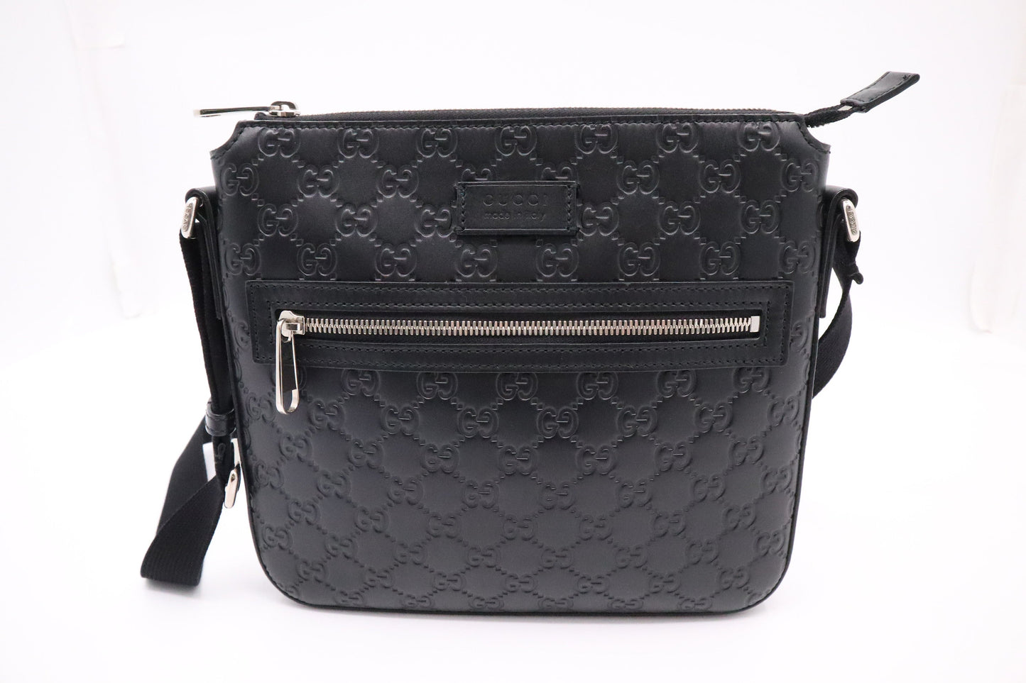Gucci Crossbody in Black Guccissima Leather