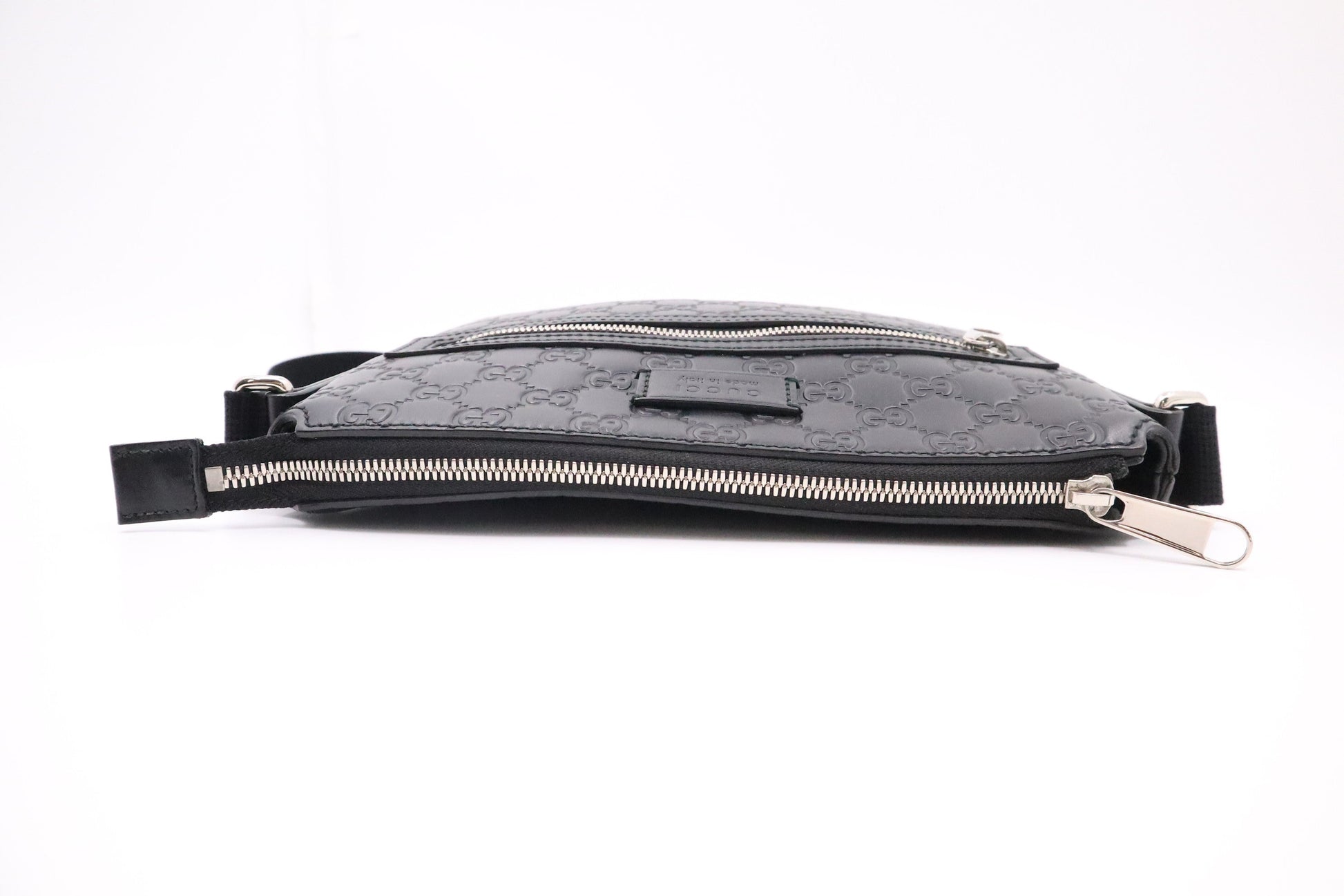 Gucci Crossbody in Black Guccissima Leather