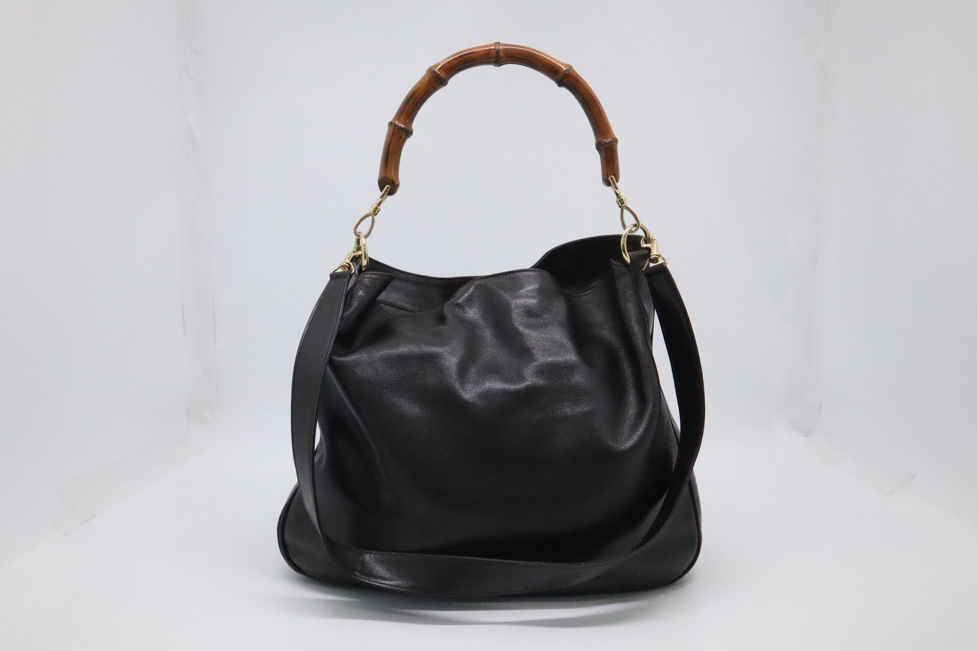 Gucci Bamboo Shoulder Bag in Brown Leather