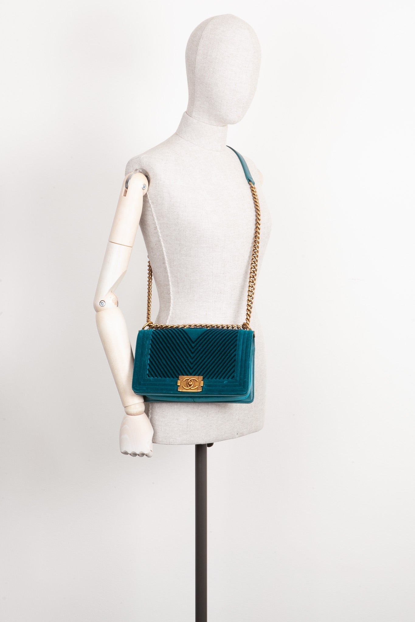 CHANEL Boy Bag Velvet Blue