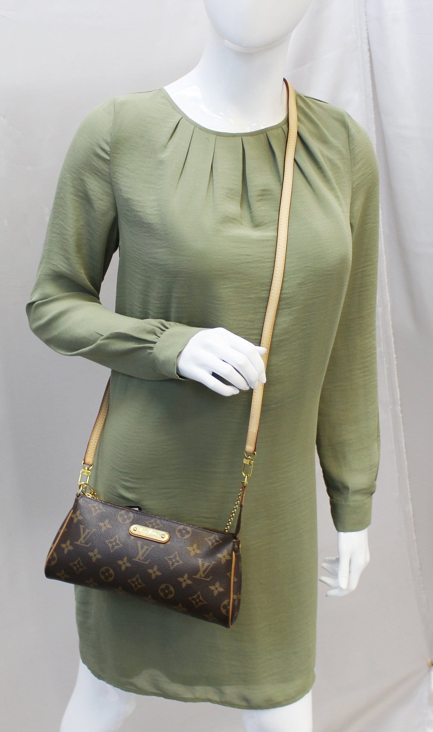 LOUIS VUITTON Monogram Pochette Eva Clutch Crossbody Bag