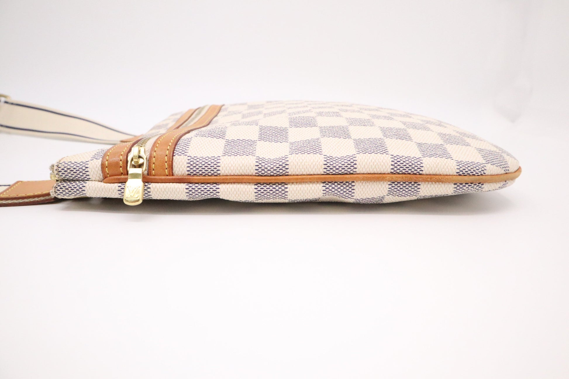 Louis Vuitton Pochette Bosphore in Damier Azur Canvas