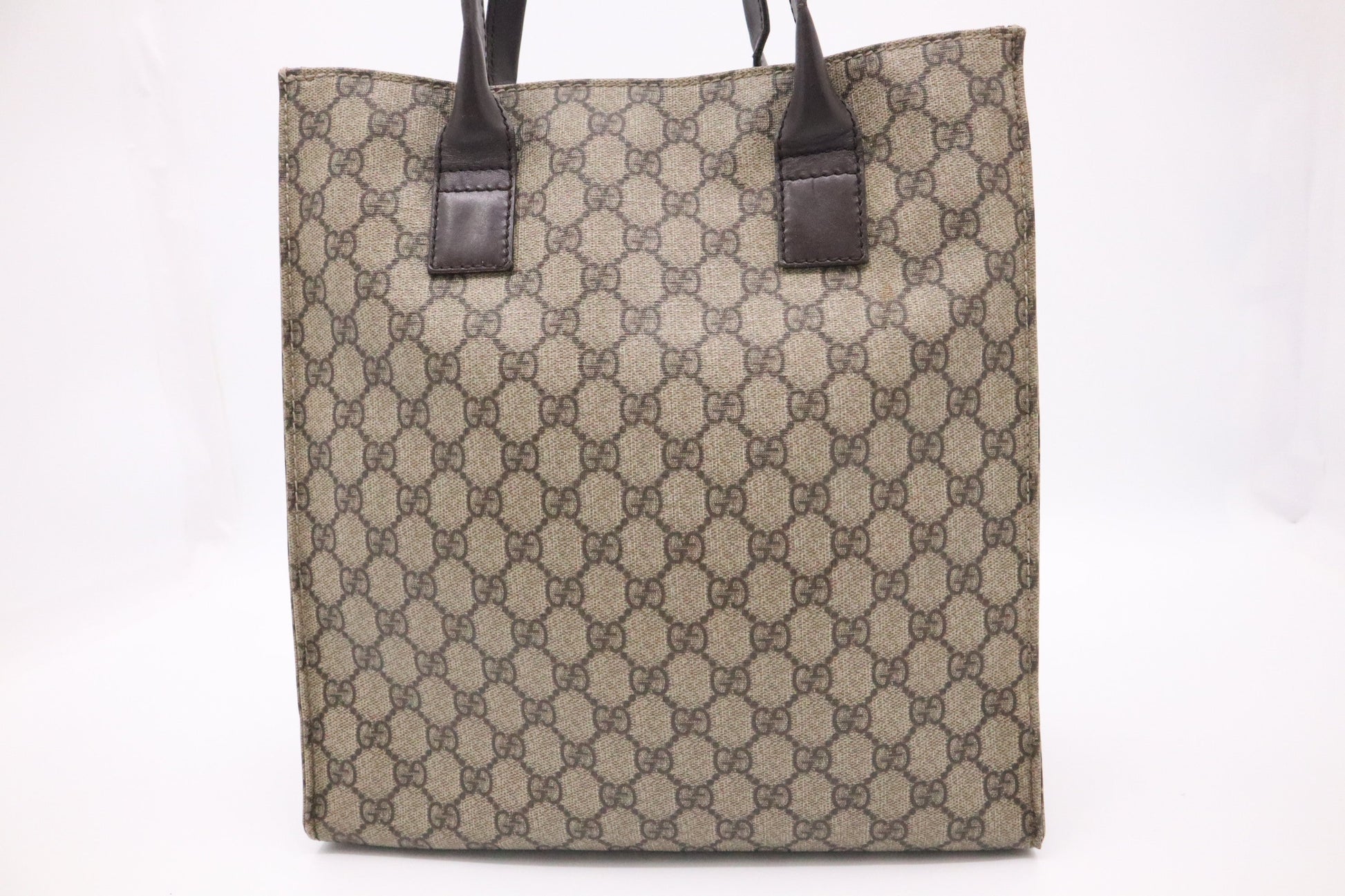 Gucci Tote in GG Supreme Canvas