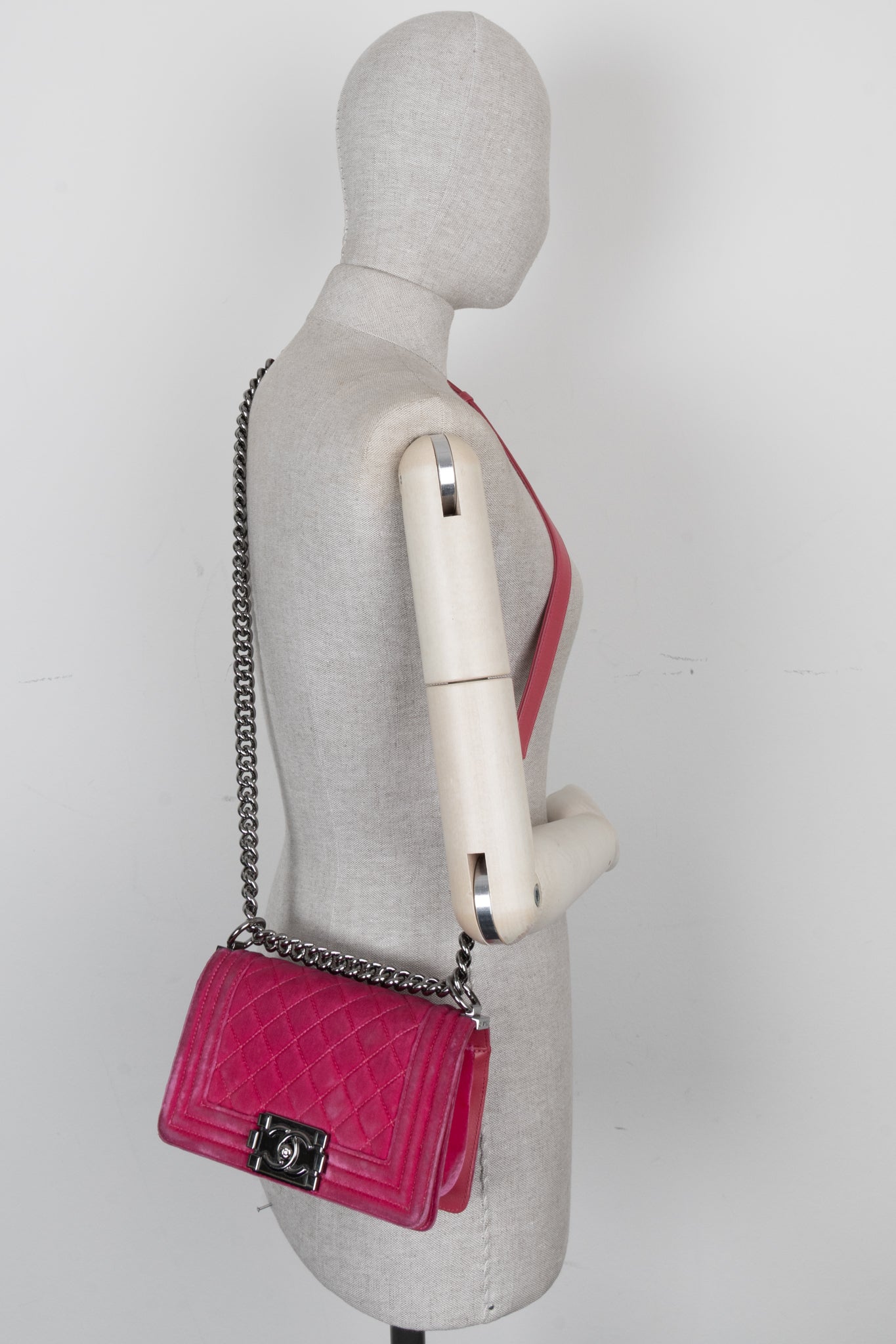 CHANEL Boy Bag Small Velvet Pink