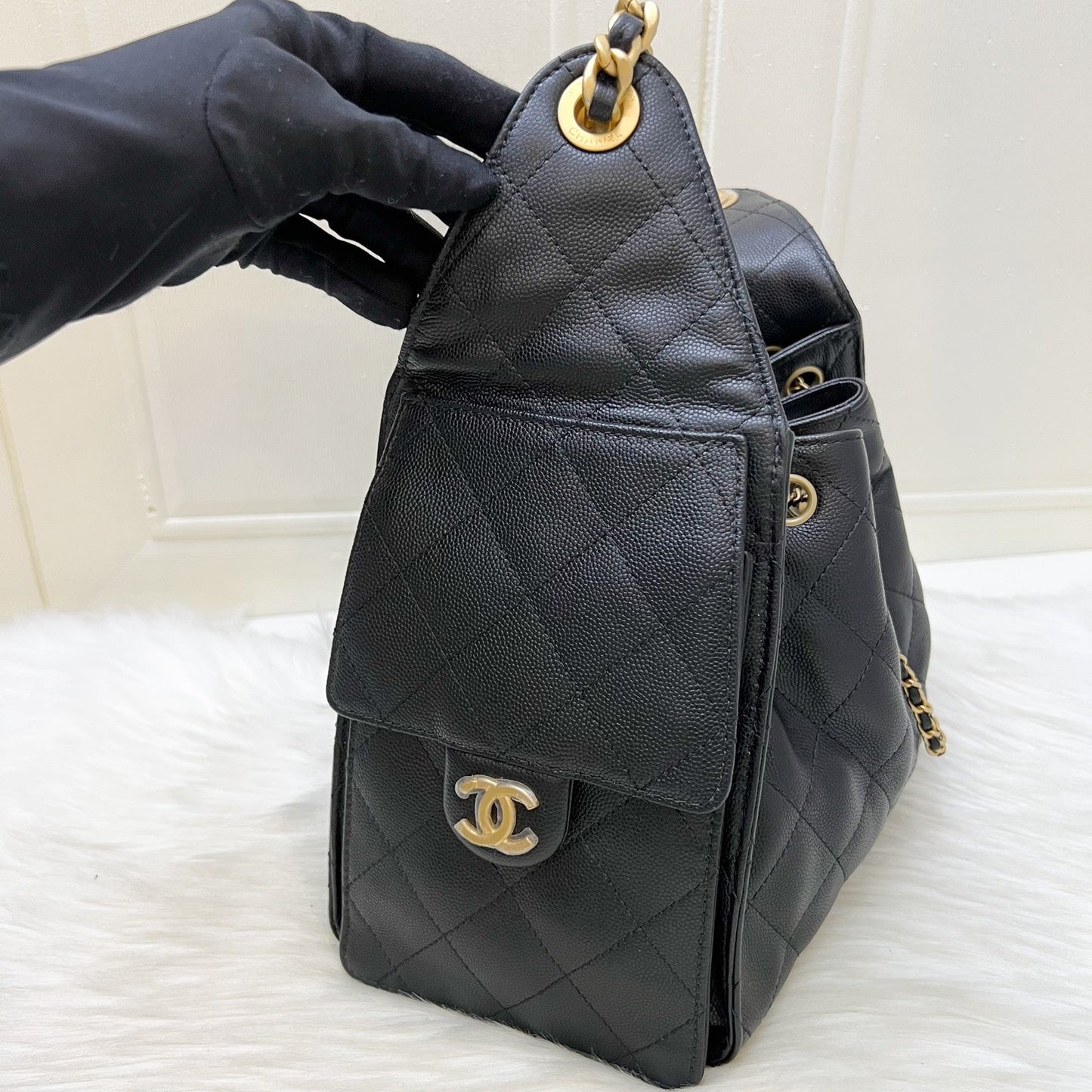 Chanel 25 Small Hobo Bag in Black Caviar and AGHW (Model: AS5293)