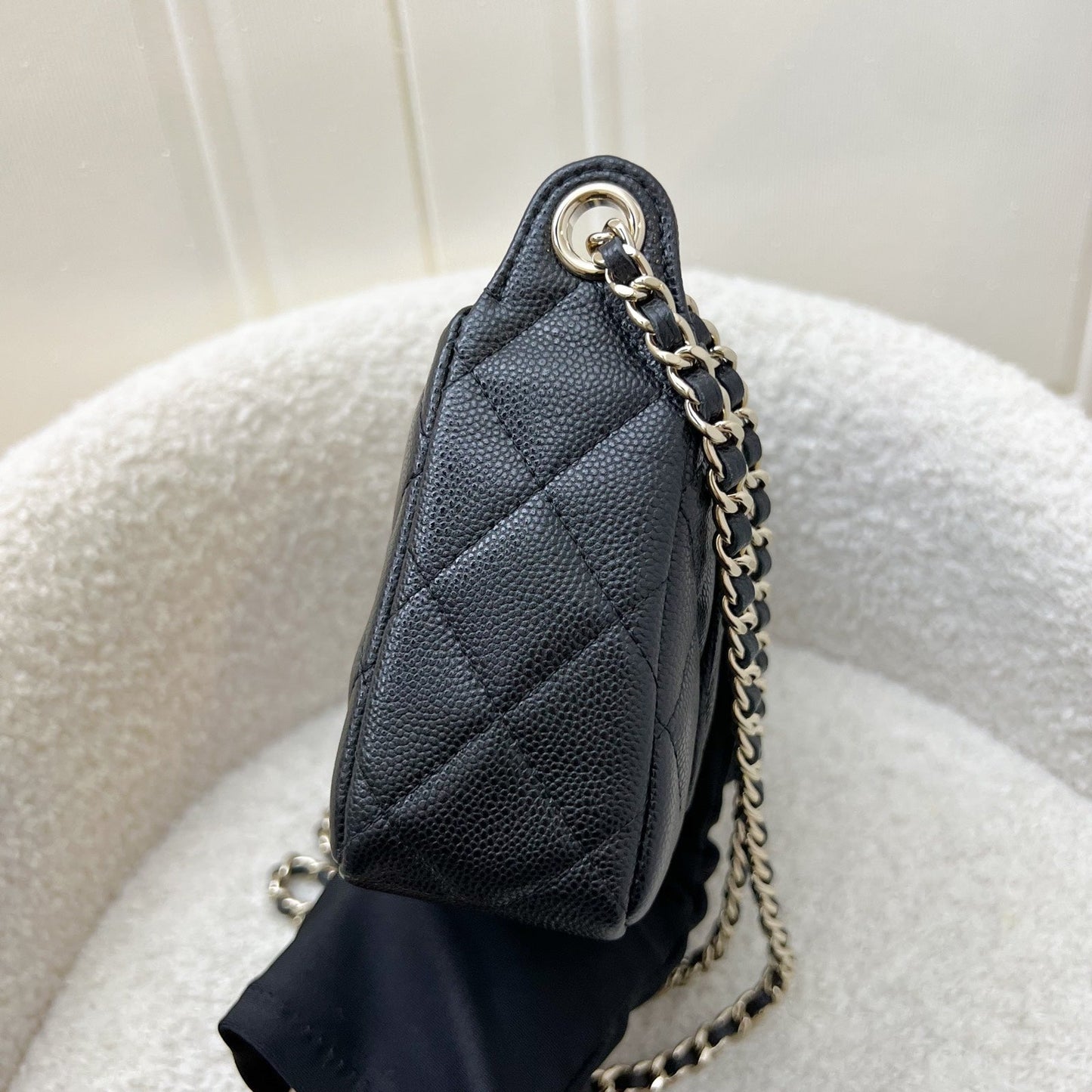 [Local Set - July 2025] Chanel 25A Clutch with Chain in Black Caviar GHW (Model: AP4704)