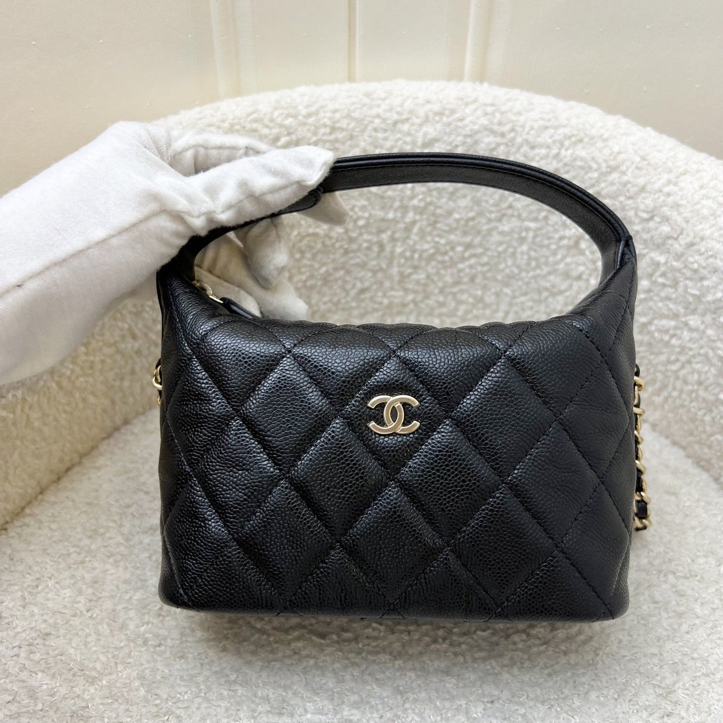 Chanel 25C Quilted Hobo Clutch on Chain in Black Caviar and LGHW (Model: AP4386) Shoulder Bag