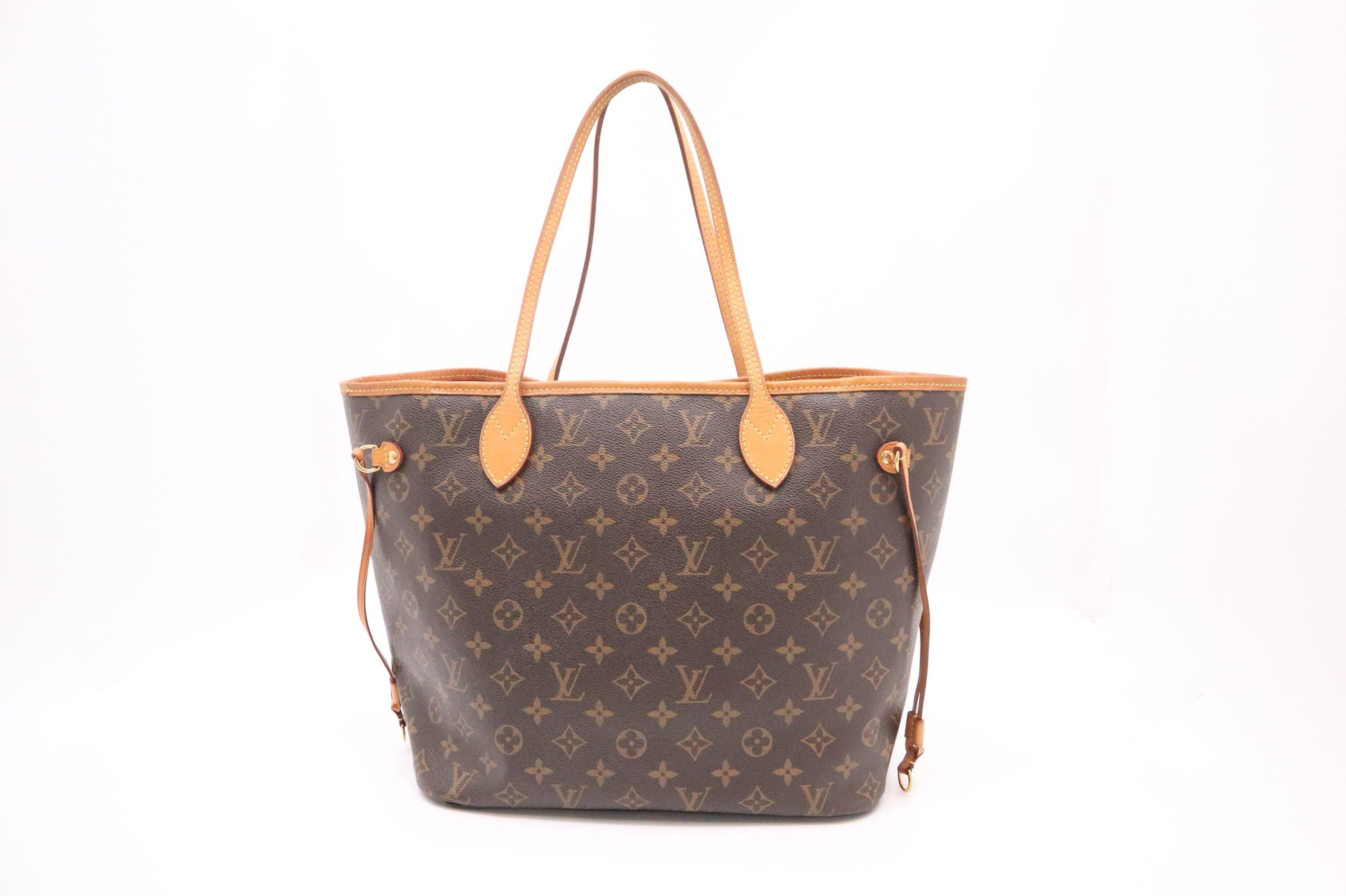 Louis Vuitton Neverfull MM in Monogram Canvas