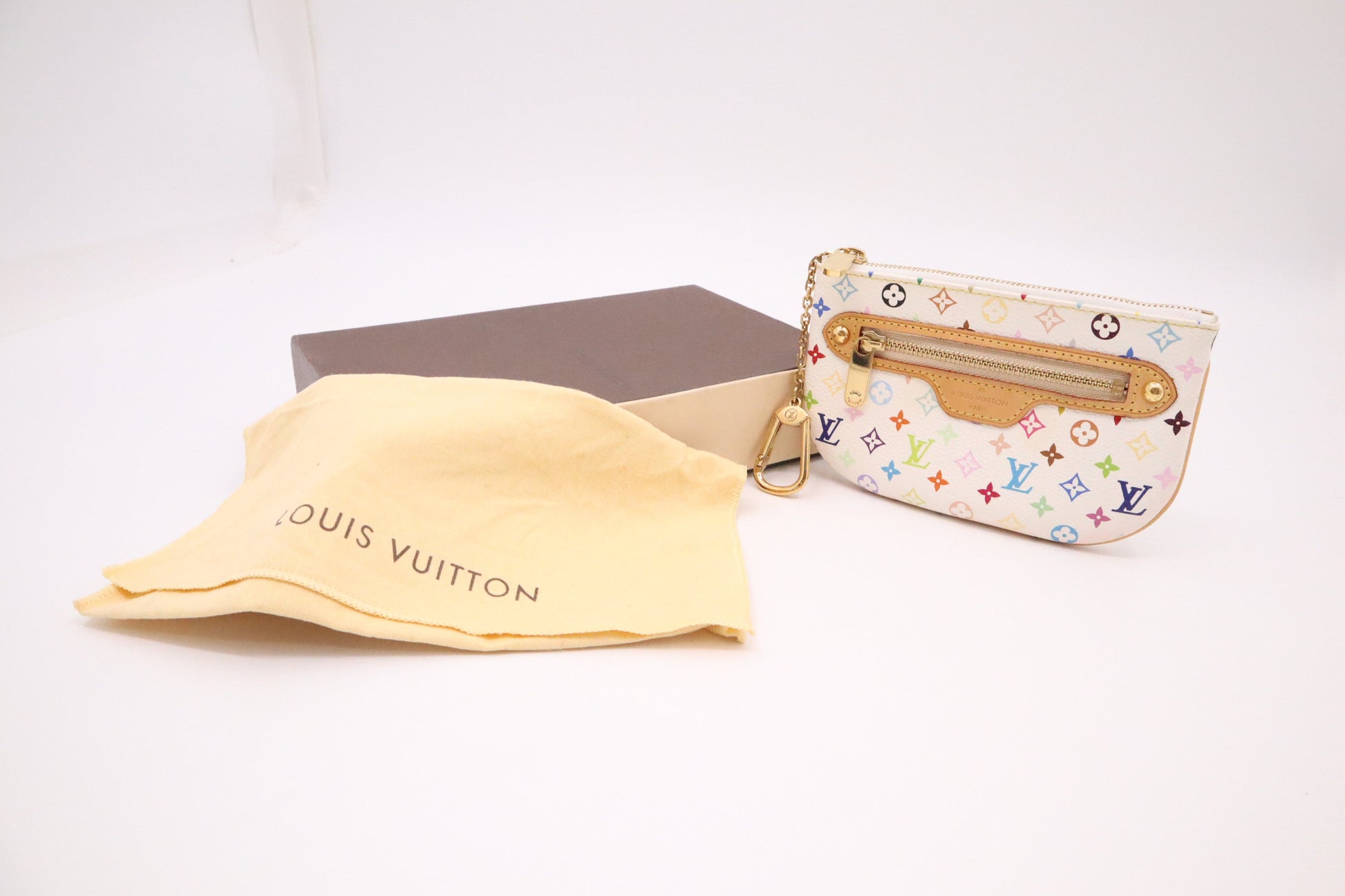 Louis Vuitton Pochette Cles GM in White Multicolor Monogram Canvas