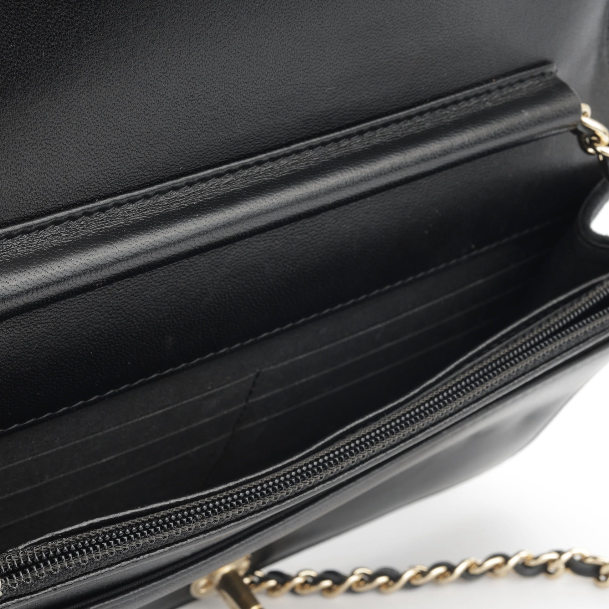 Chanel Seasonal Wallet on Chain