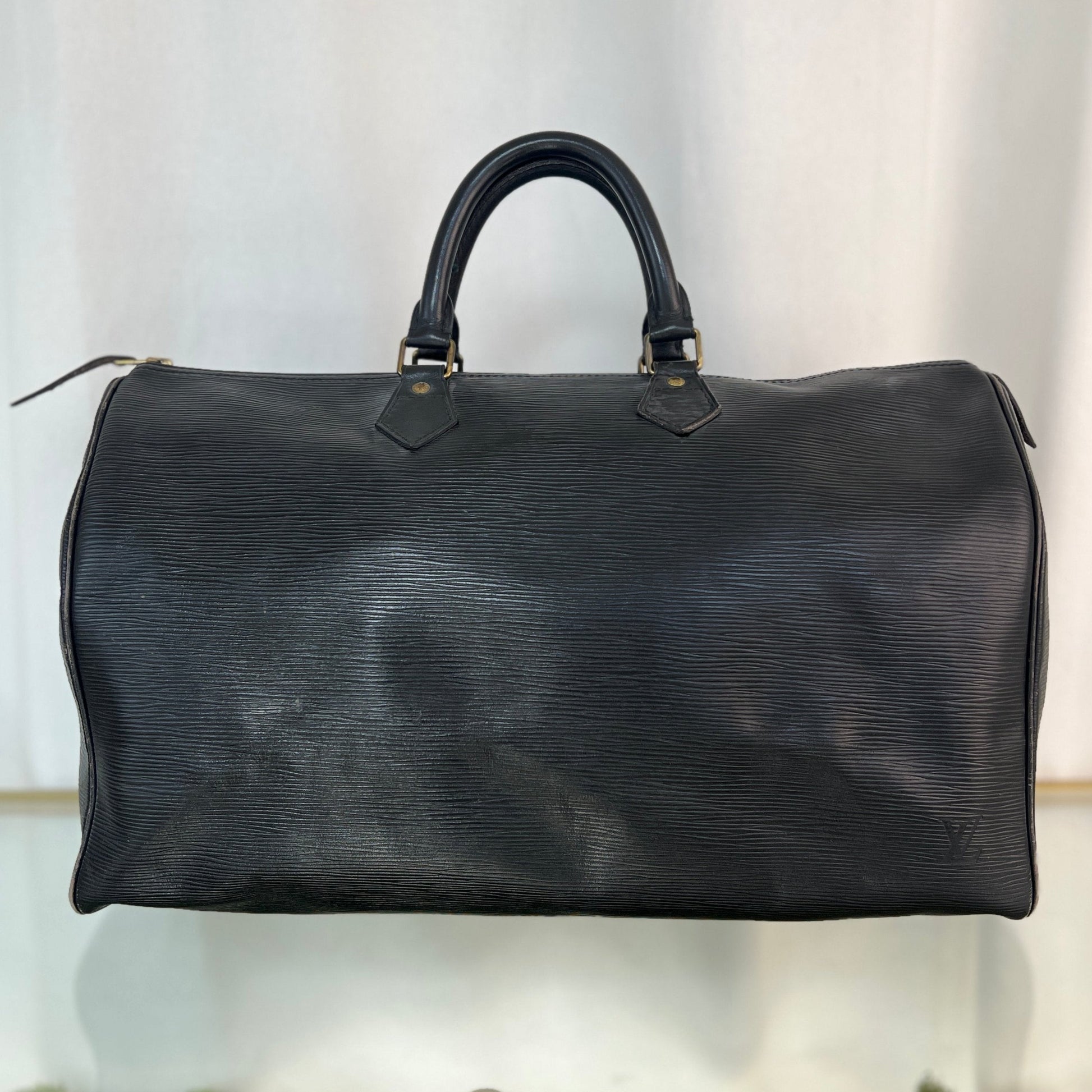 LOUIS VUITTON Black Epi Leather Crossbody