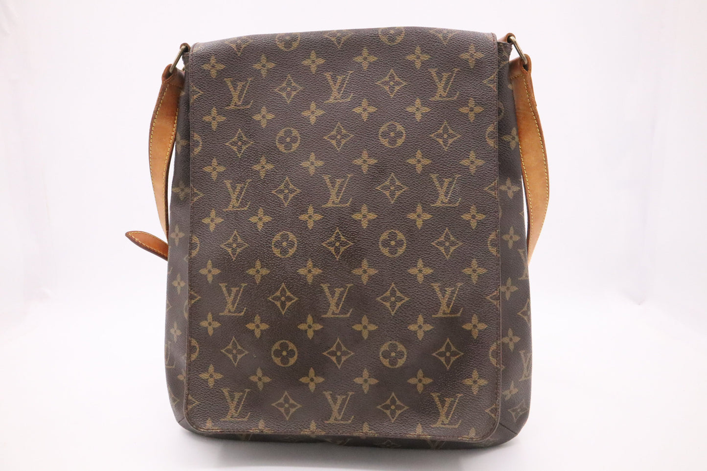 Louis Vuitton Musette Salsa MM in Monogram Canvas